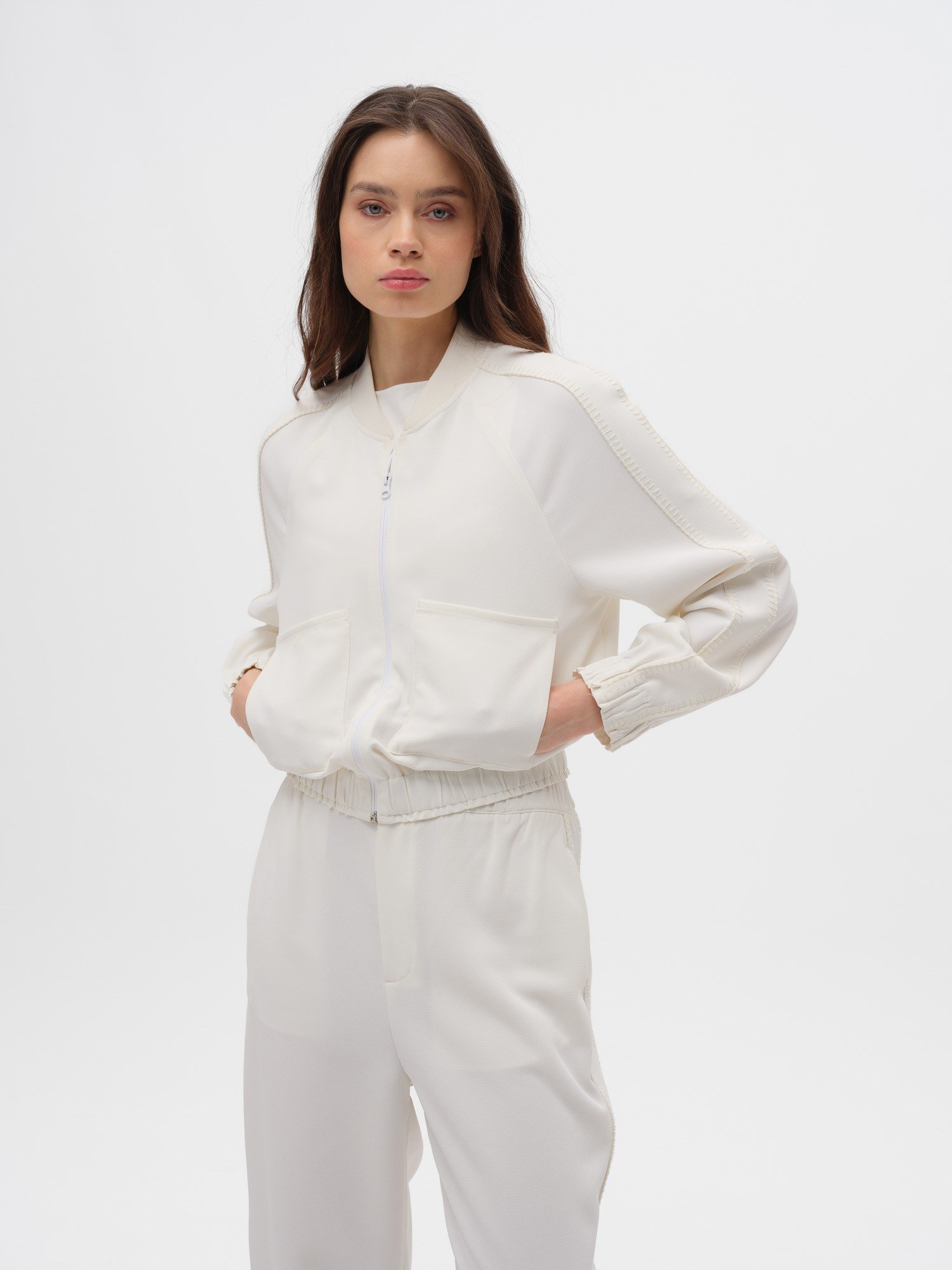 Piarbi %100 Geri Dönüştürülmüş Dokuma Sweatshirt - Off White Fermuarlı ve Mimari Dikiş Detaylı