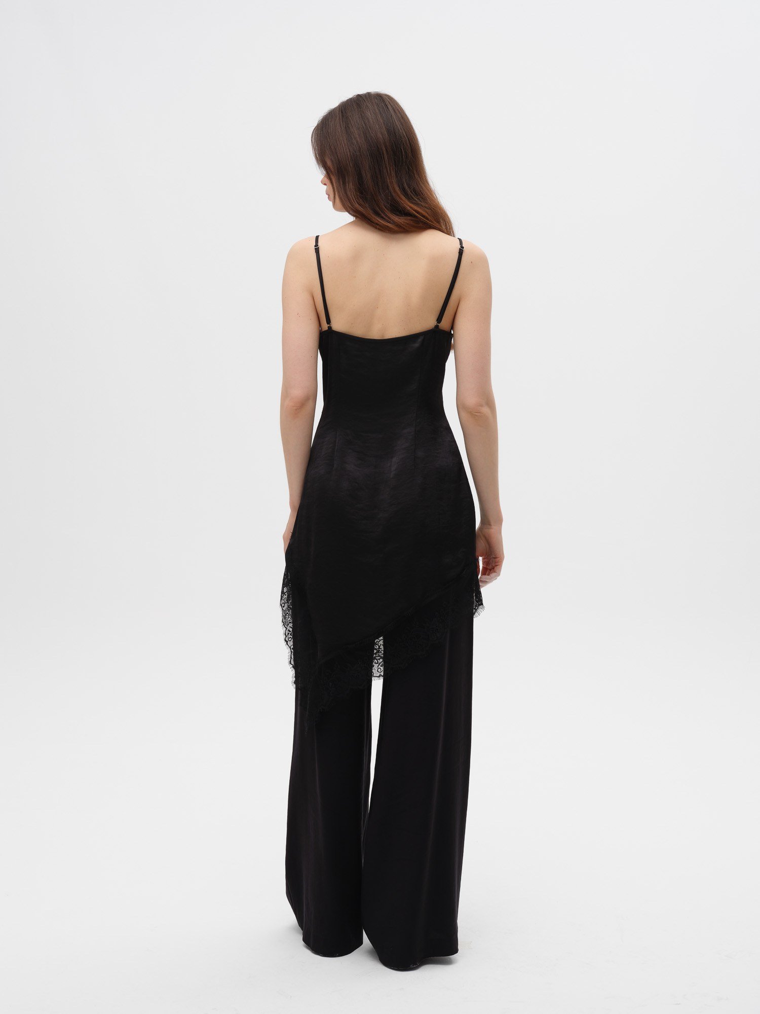 Piarbi Asimetrik Dantel Detaylı Saten Elbise - Siyah Premium Satin Lace Dress | Lüks Gece Elbisesi Tasarımı