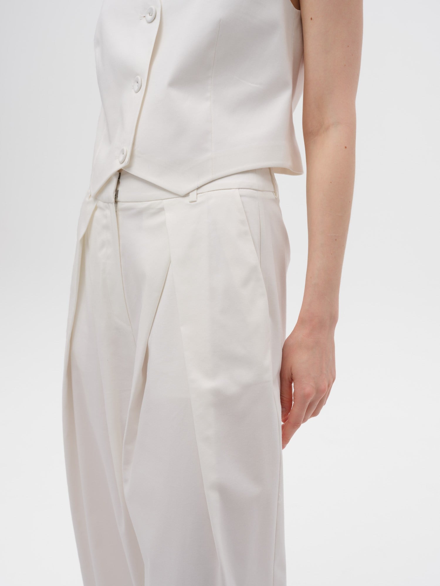Piarbi Derin Pileli Dökümlü Geniş Kesim Pantolon - Off White Pamuk Modal Karışımlı Premium Tasarım