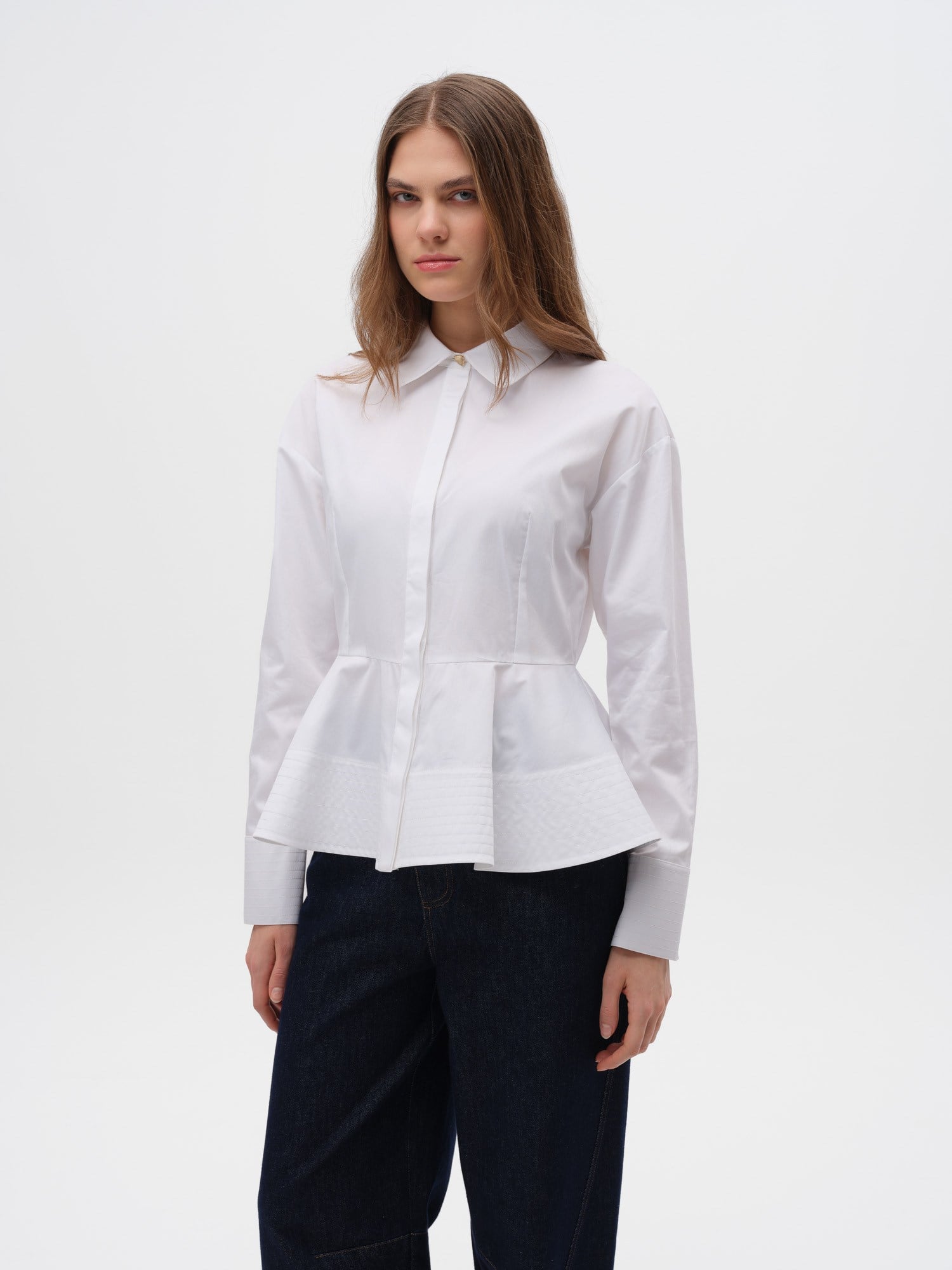 Piarbi Hacimli Fırfır Detaylı Elegant Beyaz Gömlek - %100 Kompakt Pamuk Premium Volume Frill Shirt
