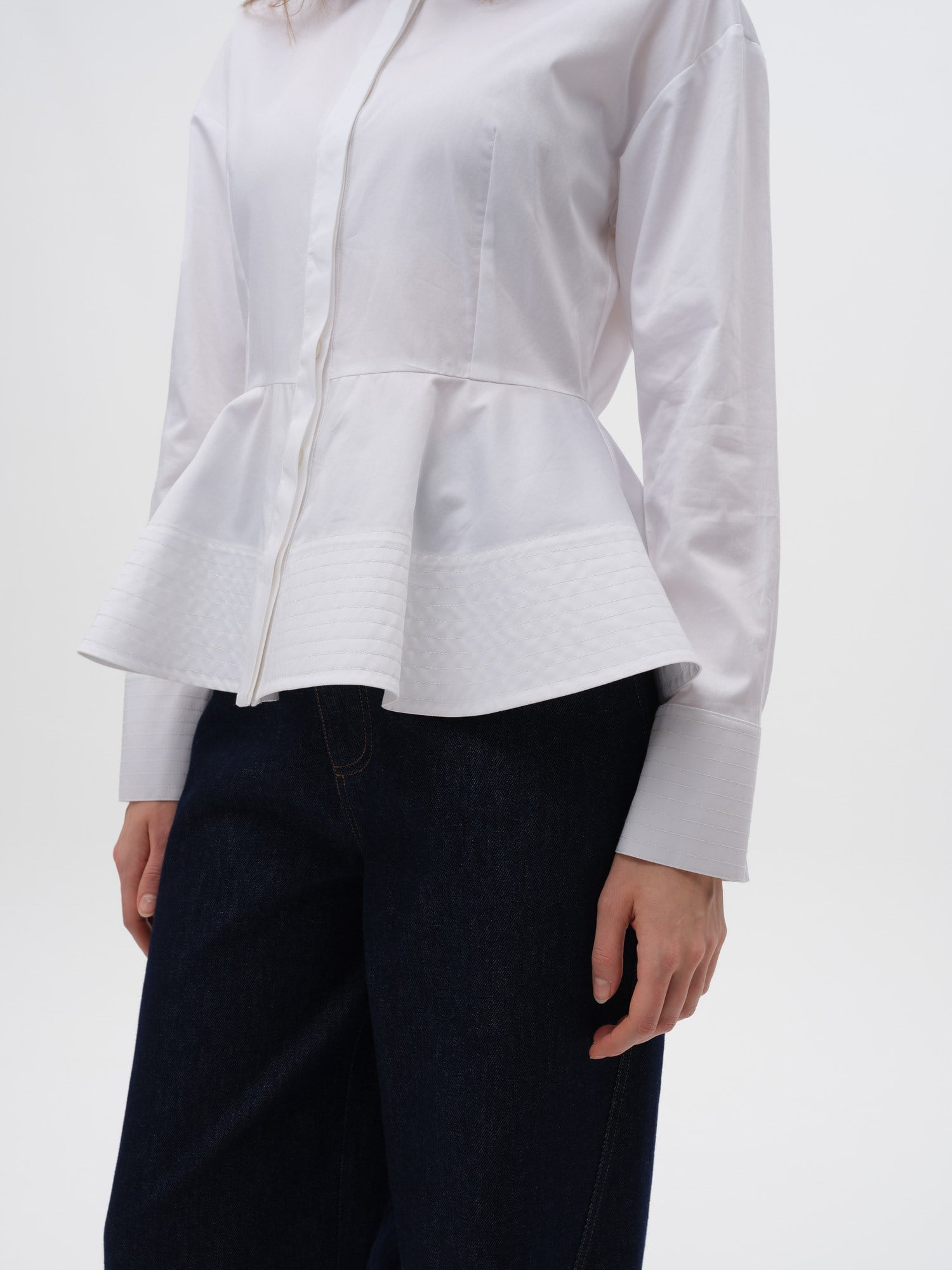 Piarbi Hacimli Fırfır Detaylı Elegant Beyaz Gömlek - %100 Kompakt Pamuk Premium Volume Frill Shirt