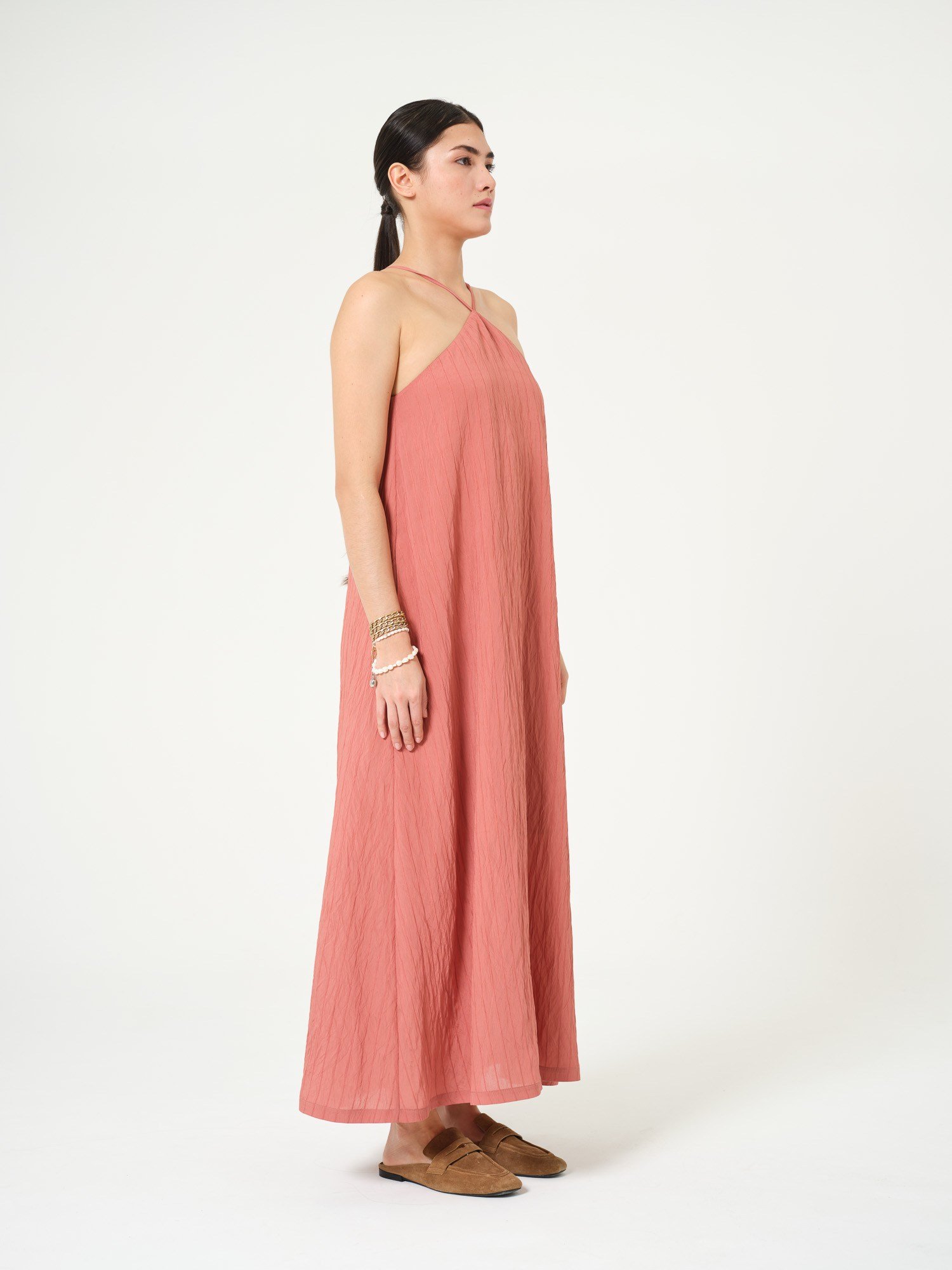 Piarbi Halter Yaka Uzun Elbise - Amber ve Anfora Premium Viskon Karışımlı Akışkan Maksi Tasarım | Lüks Halter Neck Long Dress