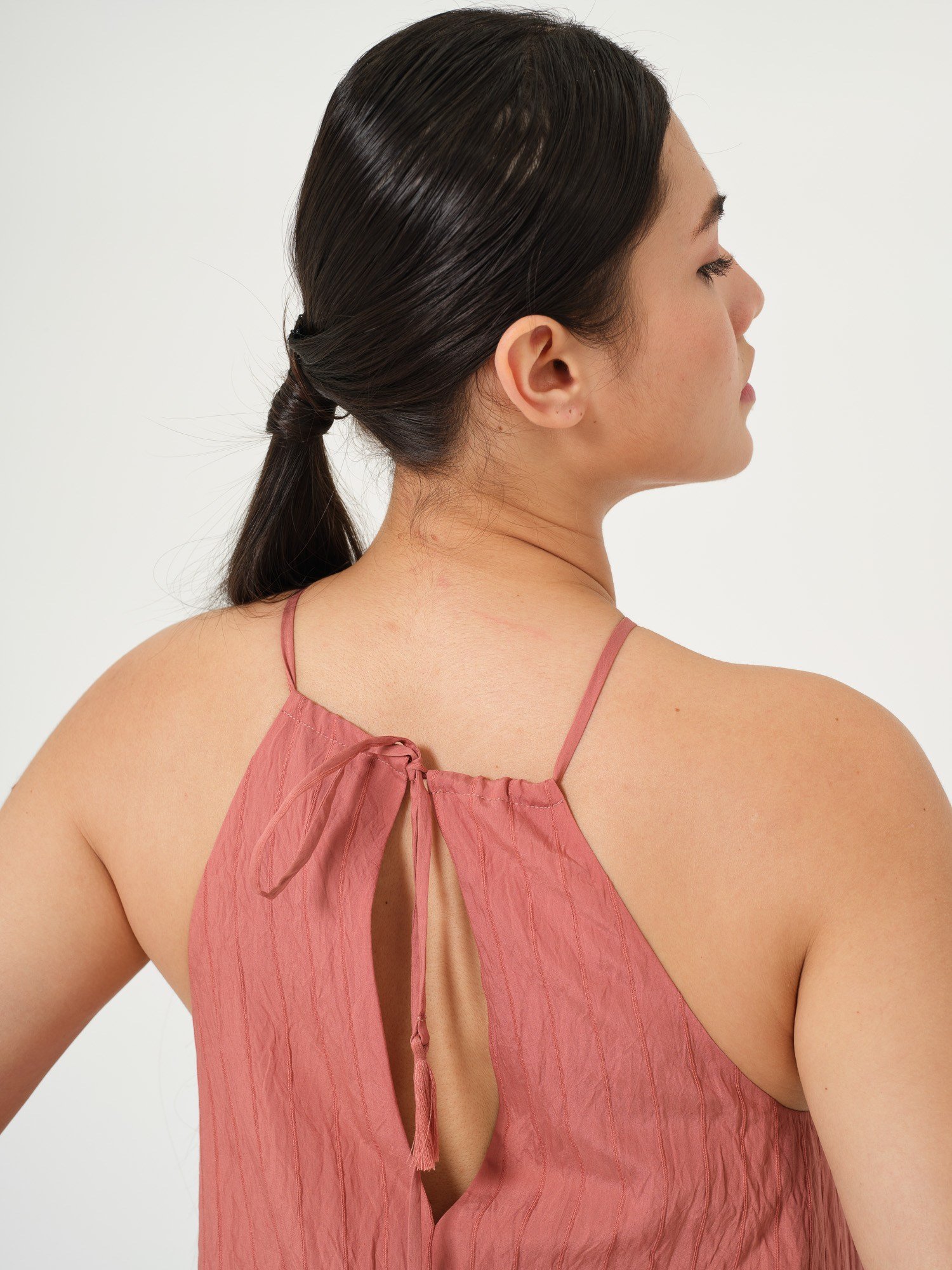 Piarbi Halter Yaka Uzun Elbise - Amber ve Anfora Premium Viskon Karışımlı Akışkan Maksi Tasarım | Lüks Halter Neck Long Dress