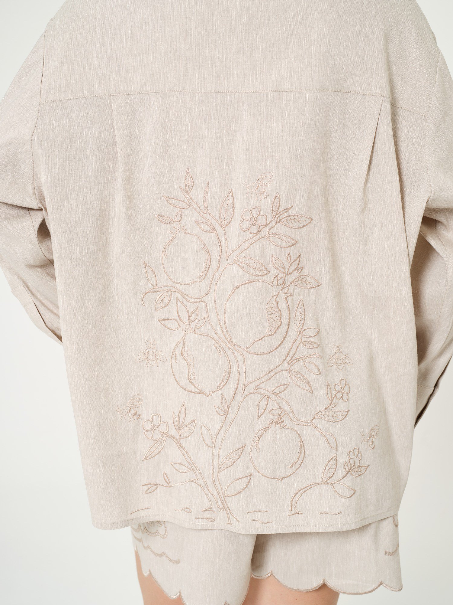 Piarbi Nakış Detaylı Adaçayı Yeşili Keten Gömlek - Premium Linen Blend Loose Fit Elegant Shirt