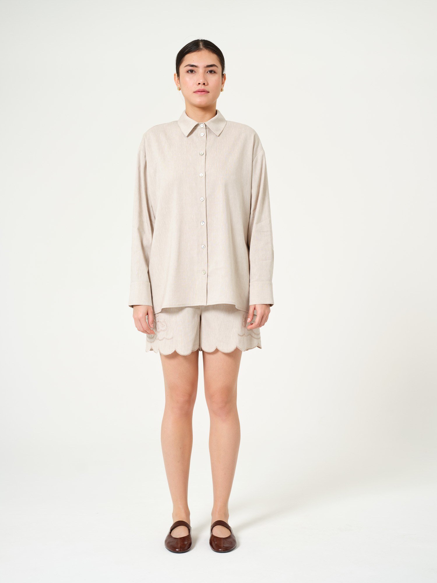 Piarbi Nakış Detaylı Adaçayı Yeşili Keten Gömlek - Premium Linen Blend Loose Fit Elegant Shirt