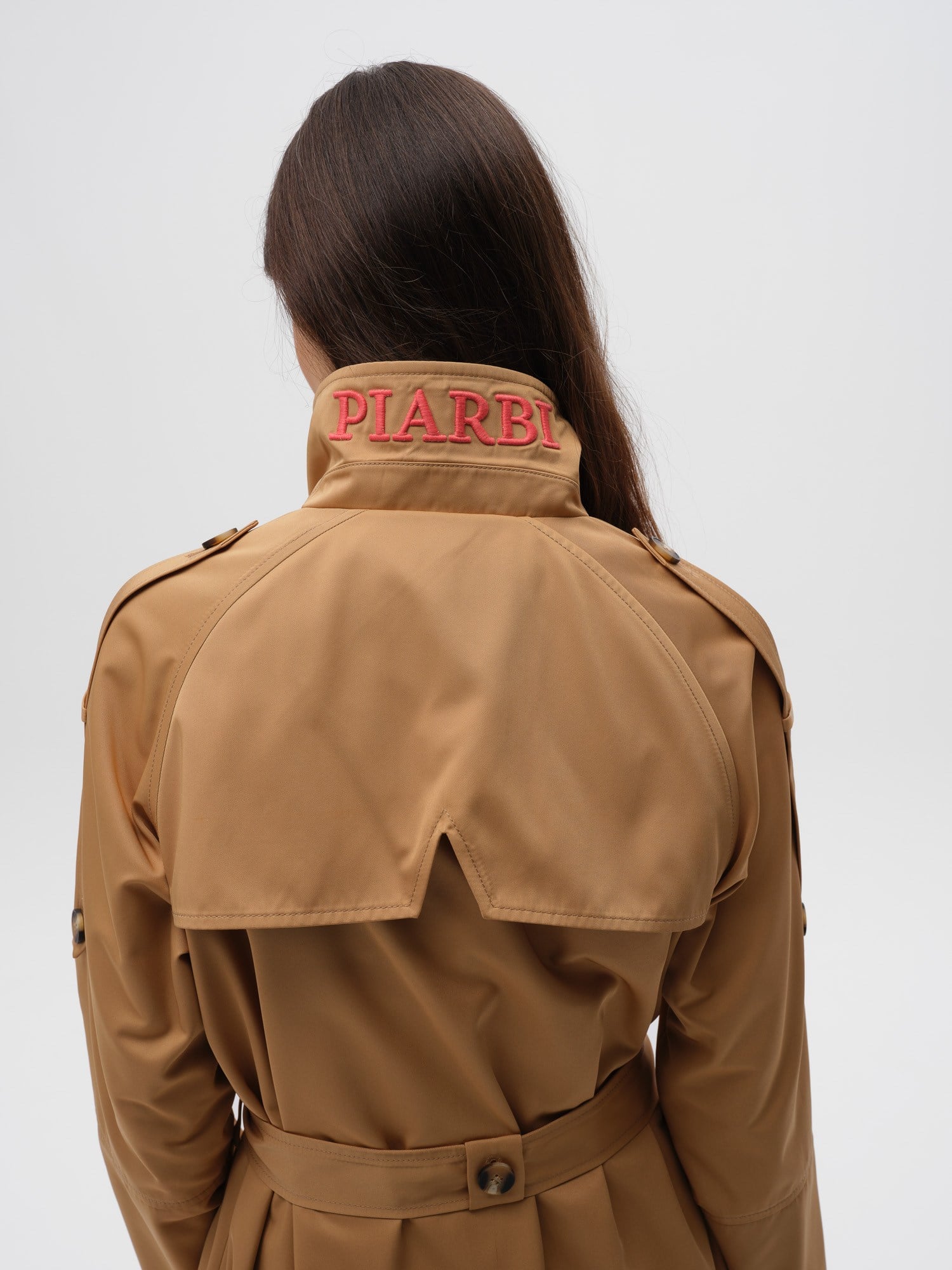 Piarbi Nakış Detaylı Asimetrik Trençkot - Camel Premium Modern Embroidery Trench Coat
