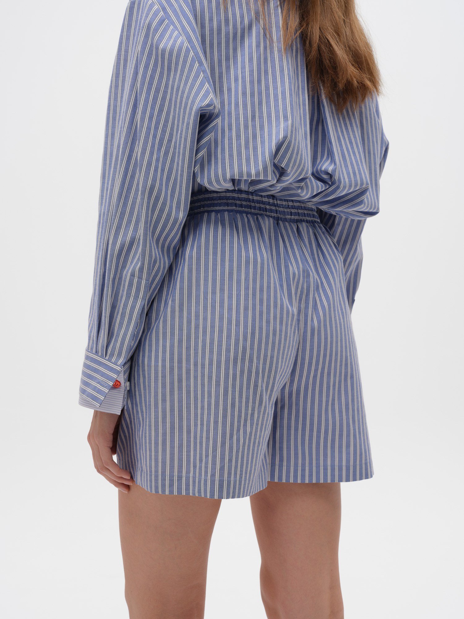 Piarbi Nakış Detaylı Çizgili Bol Kesim Şort - Mavi Beyaz Premium Cotton Blend Loose Striped Shorts