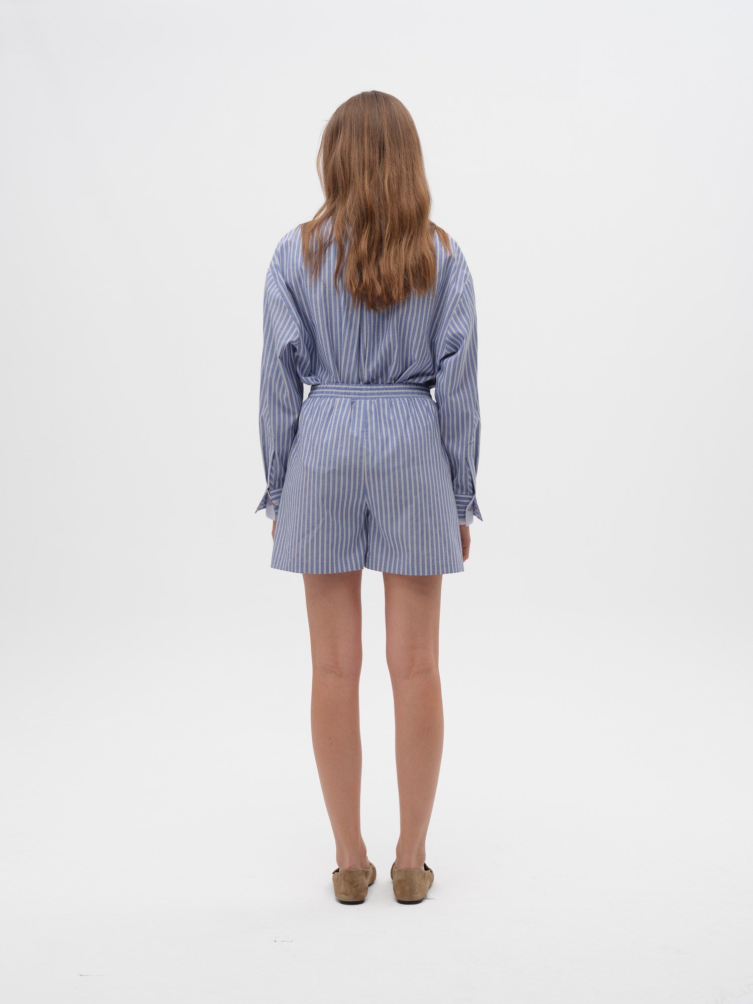 Piarbi Nakış Detaylı Çizgili Bol Kesim Şort - Mavi Beyaz Premium Cotton Blend Loose Striped Shorts