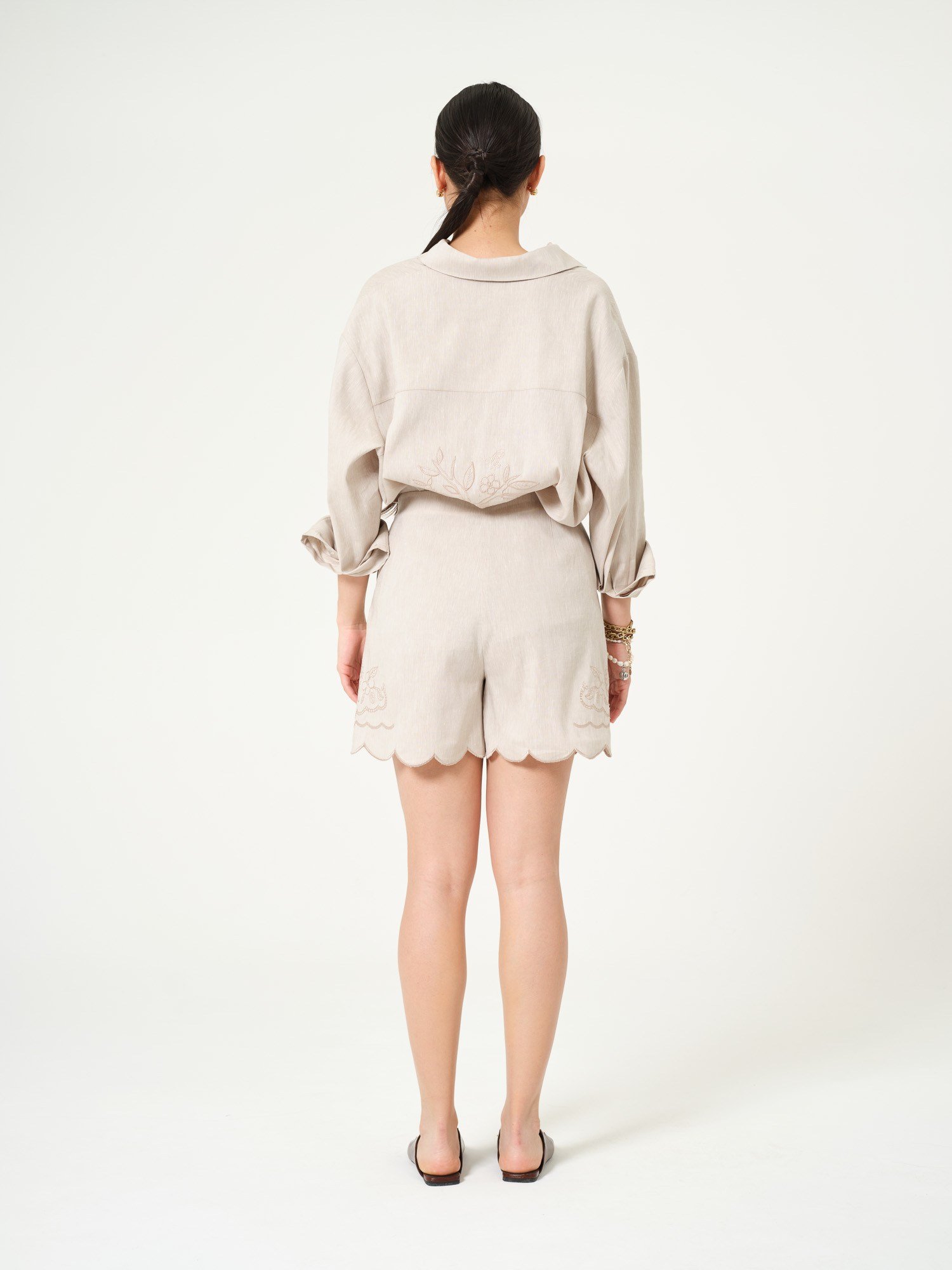 Piarbi Nakış Detaylı Keten Şort - Taş Rengi Premium Linen Blend Embroidery Detail Shorts
