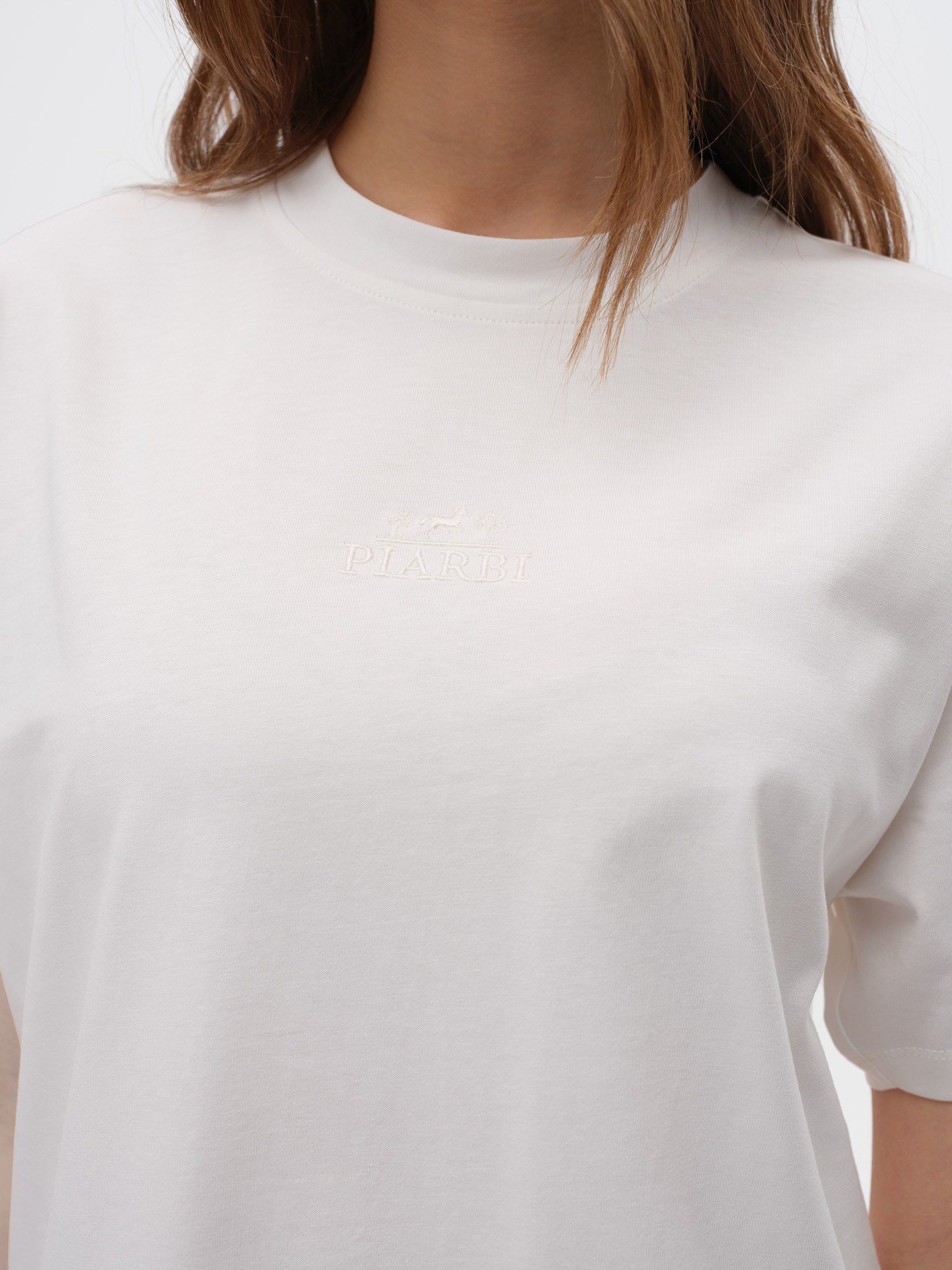 Piarbi Nakış Detaylı Loose Fit Tişört - Off White %100 Pamuklu Embroidered Detail Premium T-shirt