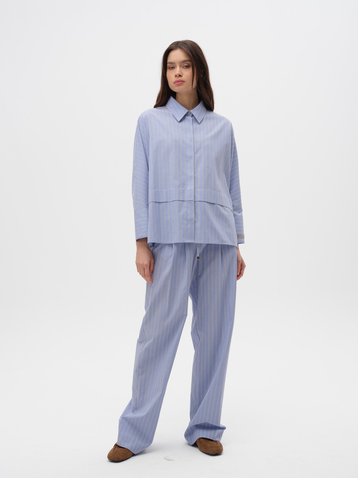 Piarbi Nakışlı Manşet Diyagonal Robalı Çizgili Gömlek - Mavi Beyaz Premium Wide Fit Shirt