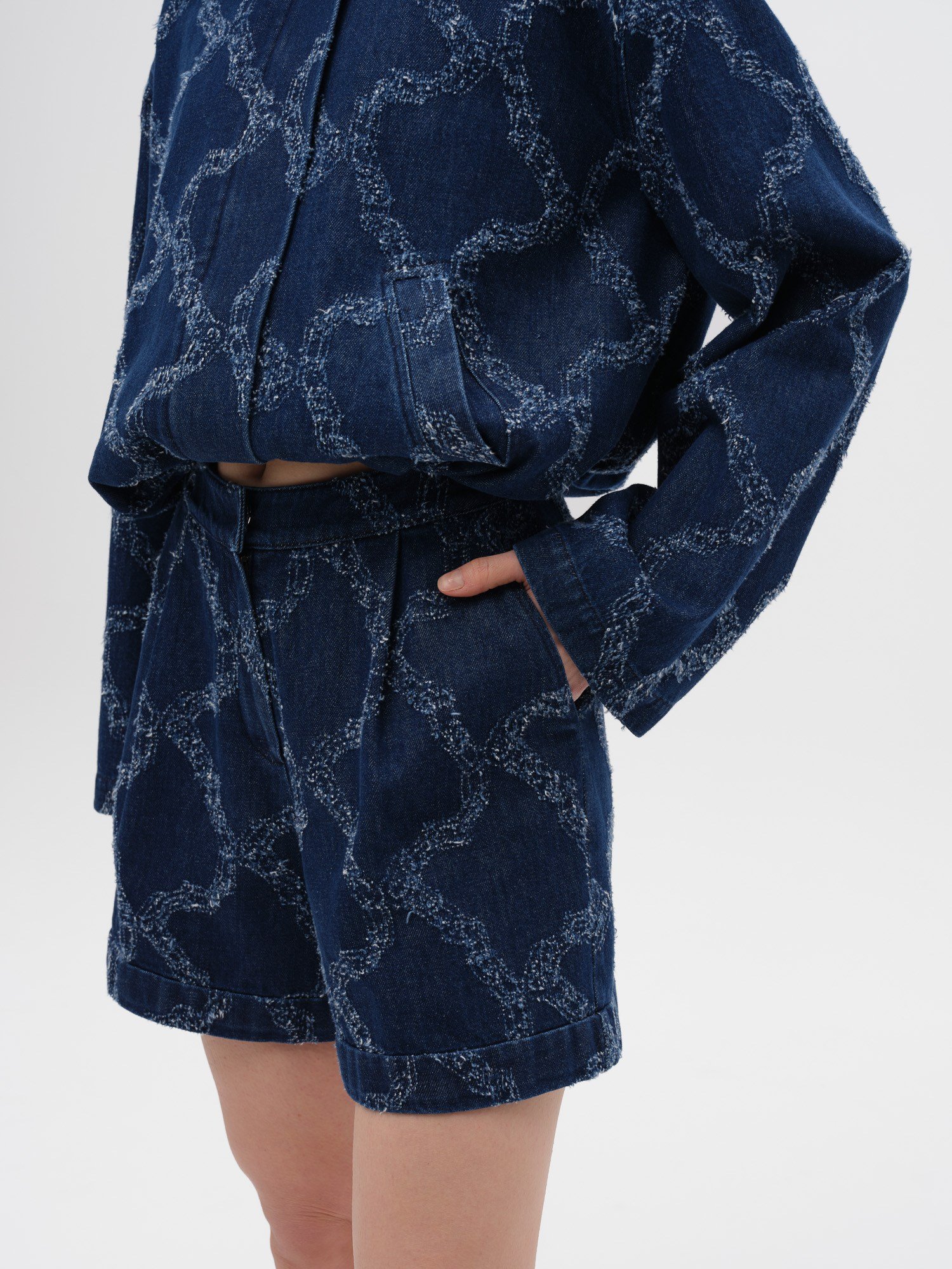 Piarbi Pile Detaylı Rahat Kesim Denim Şort - Lacivert Premium Pamuk Karışımlı Pleat Detail Comfortable Denim Shorts