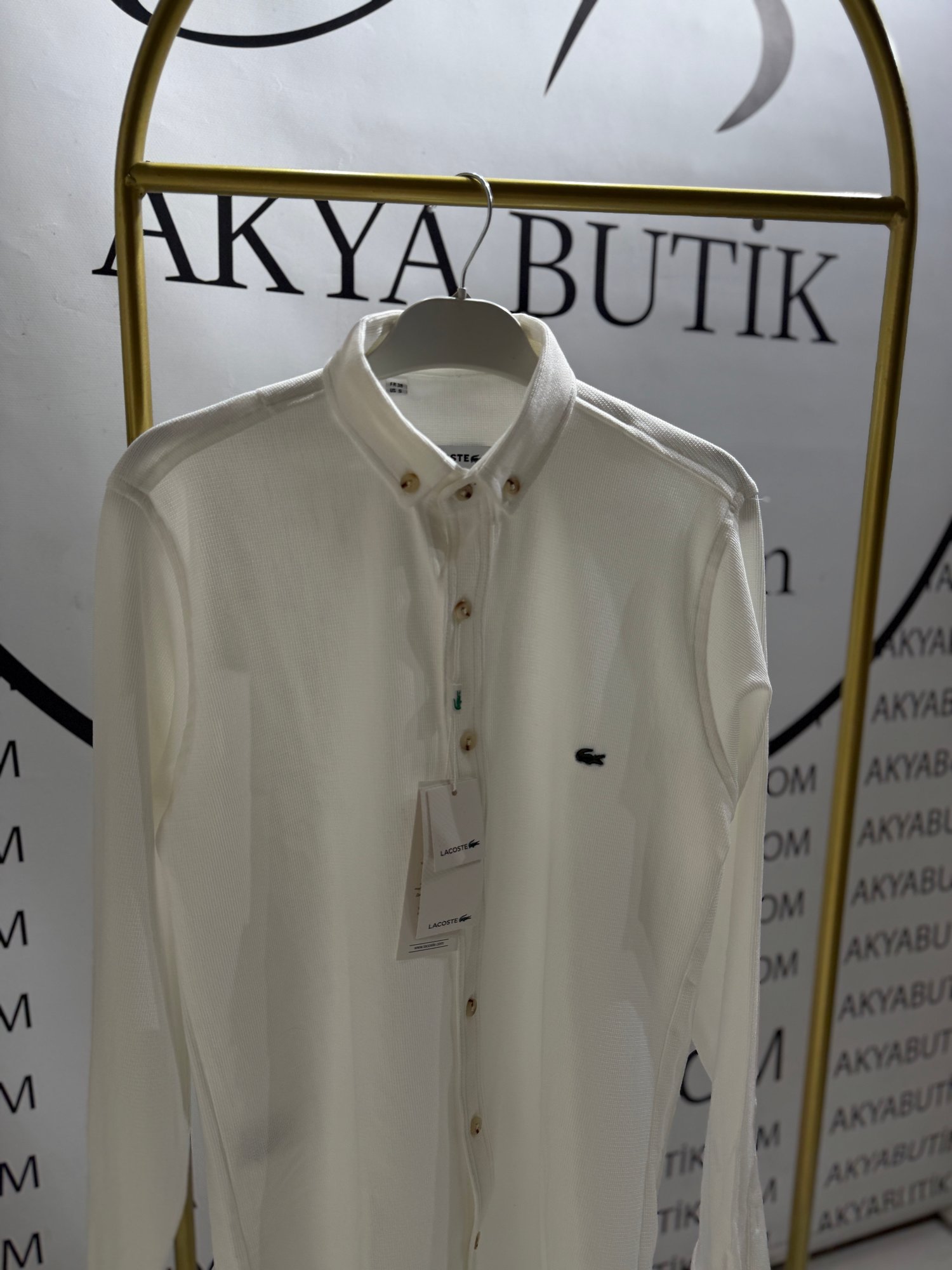 Beyaz Marka Model Gömlek 
