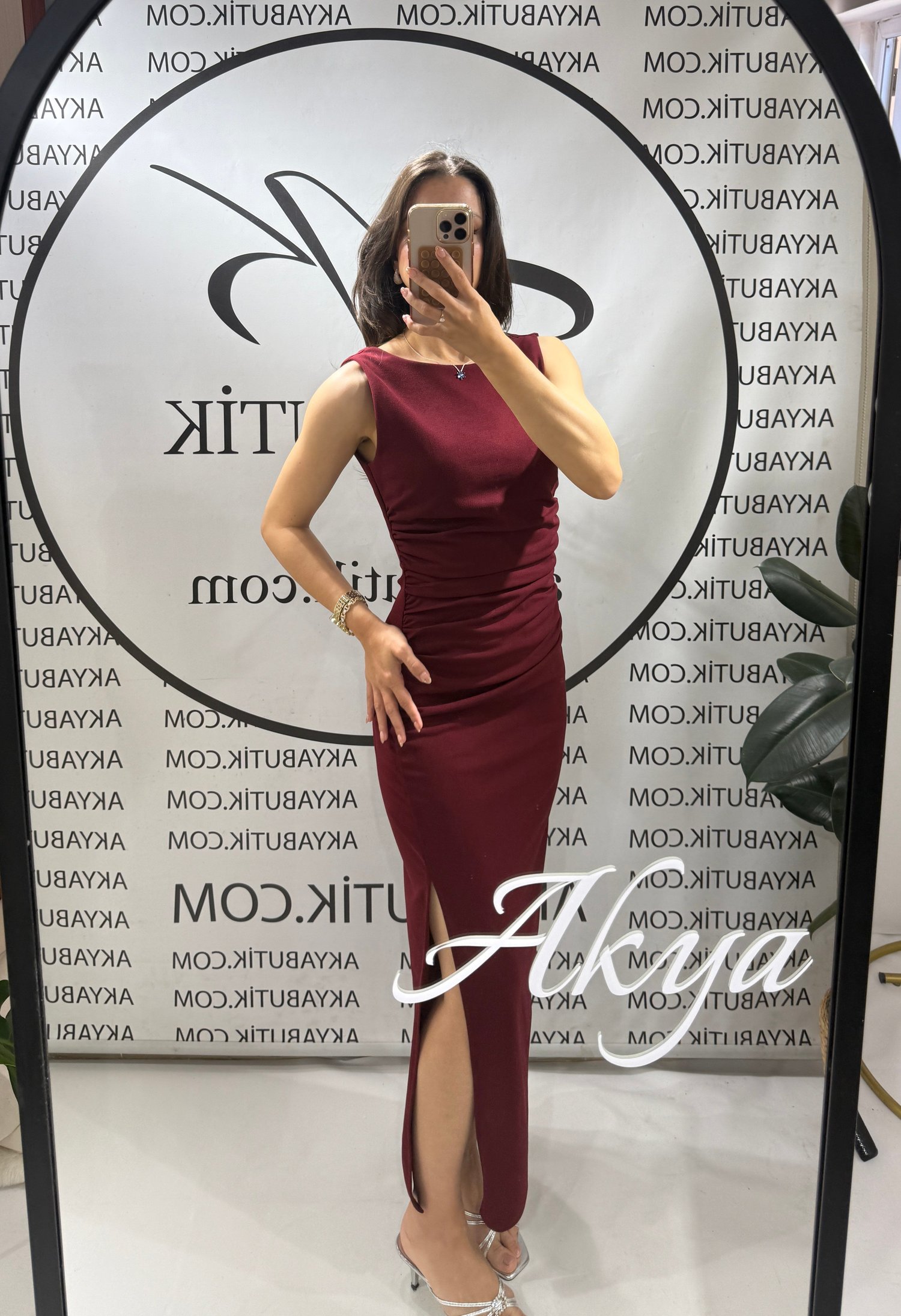 Bordo Drape Detaylı Yırtmaçlı Elbise 