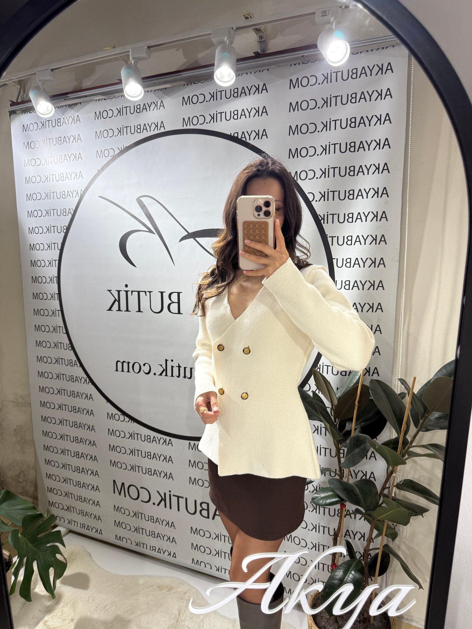 Krem Gold Düğme Detaylı Kruvaze Fit Çelik Triko Hırka 