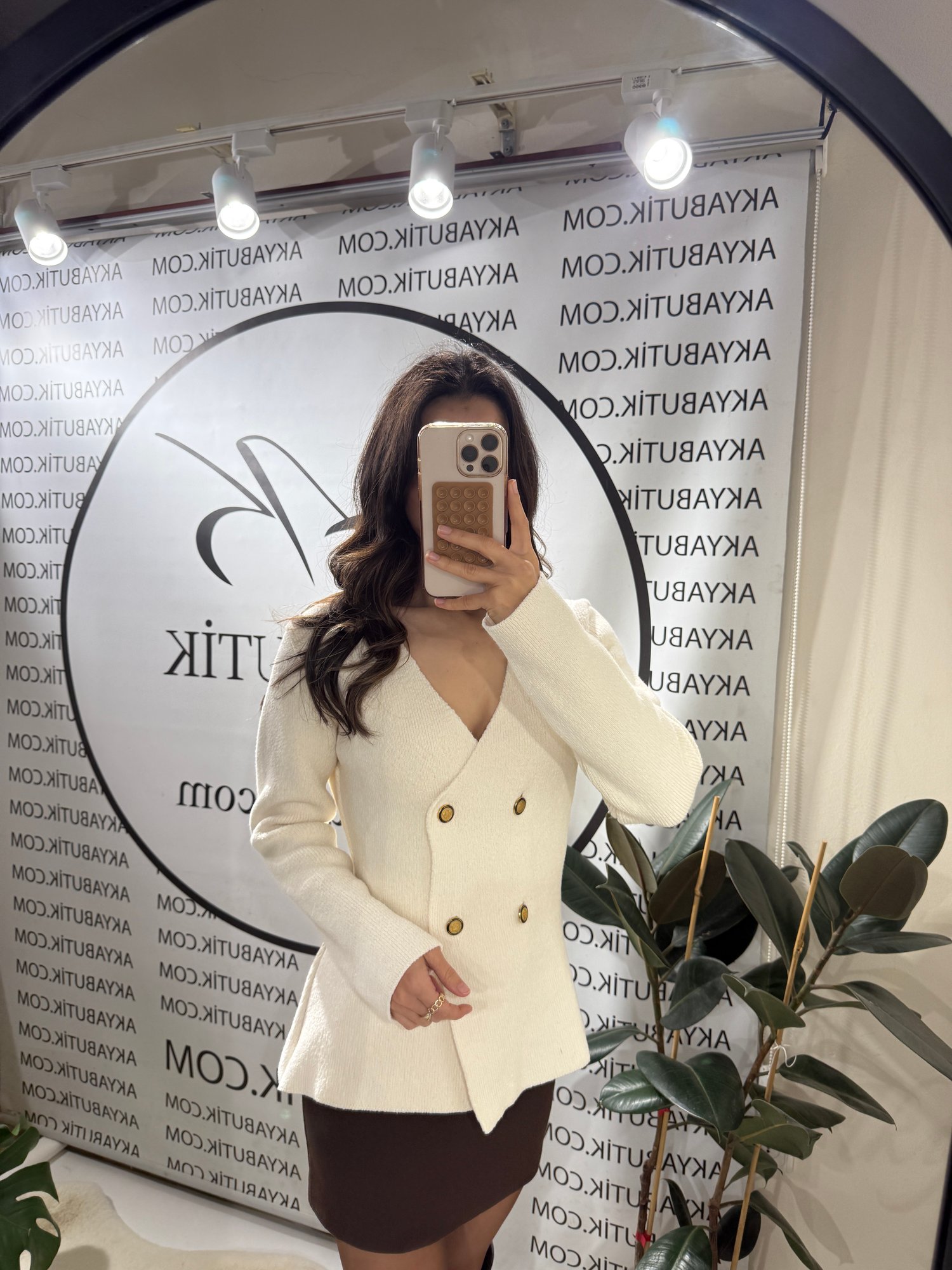 Krem Gold Düğme Detaylı Kruvaze Fit Çelik Triko Hırka 