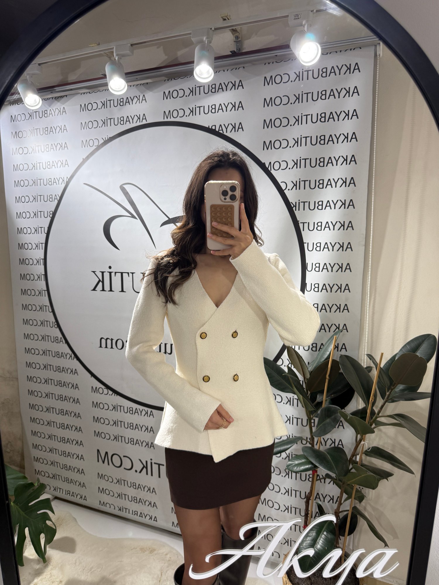 Krem Gold Düğme Detaylı Kruvaze Fit Çelik Triko Hırka 