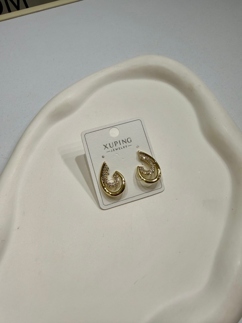PAVE DAMLA GOLD KÜPE