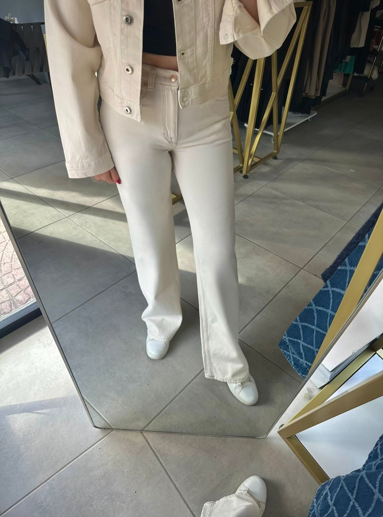 KREM BORU PAÇA JEAN PANTOLON