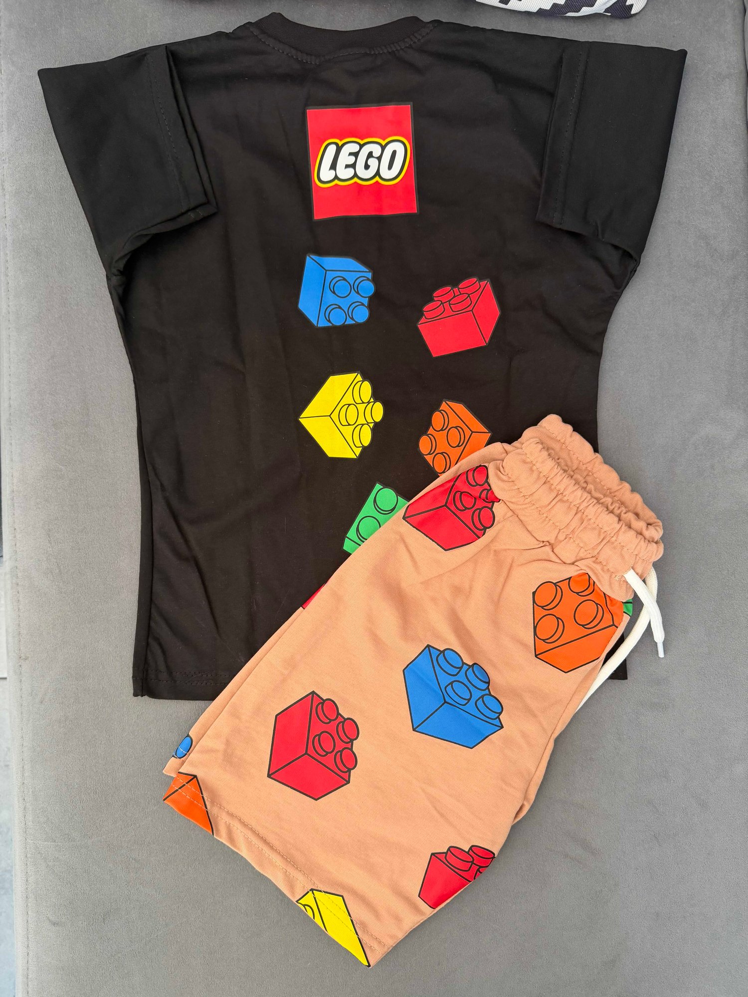 LEGO ŞORTLU TAKIM