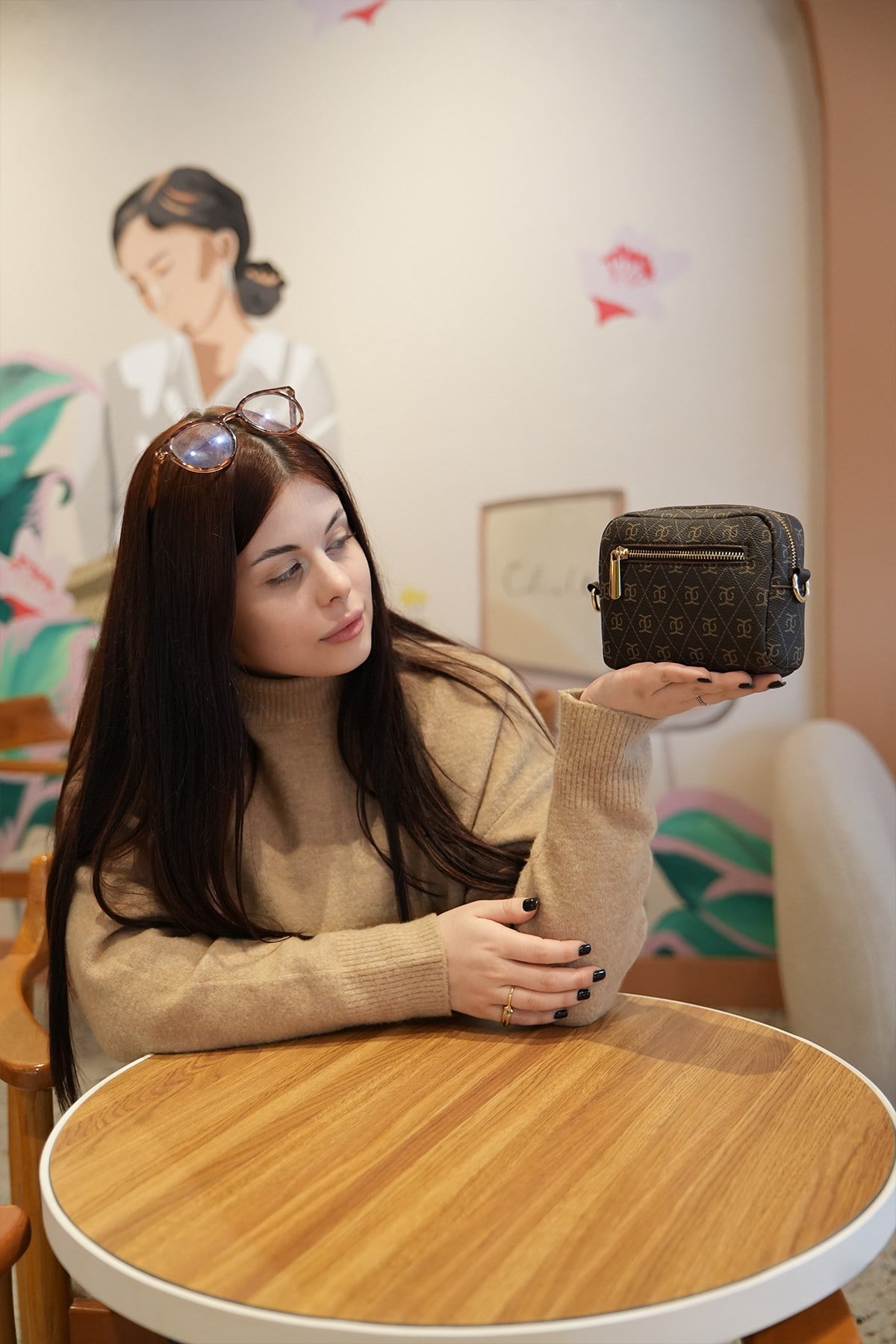 Esme  Omuz Askılı  Kadın Çantası  Kahverengi