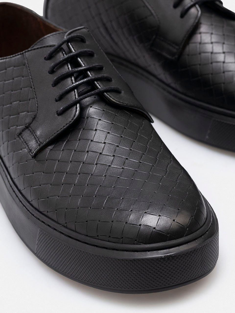 RUJO METRO Örgü Desenli Hakiki Deri El Yapımı Kalın Taban Casual Erkek Sneaker SİYAH