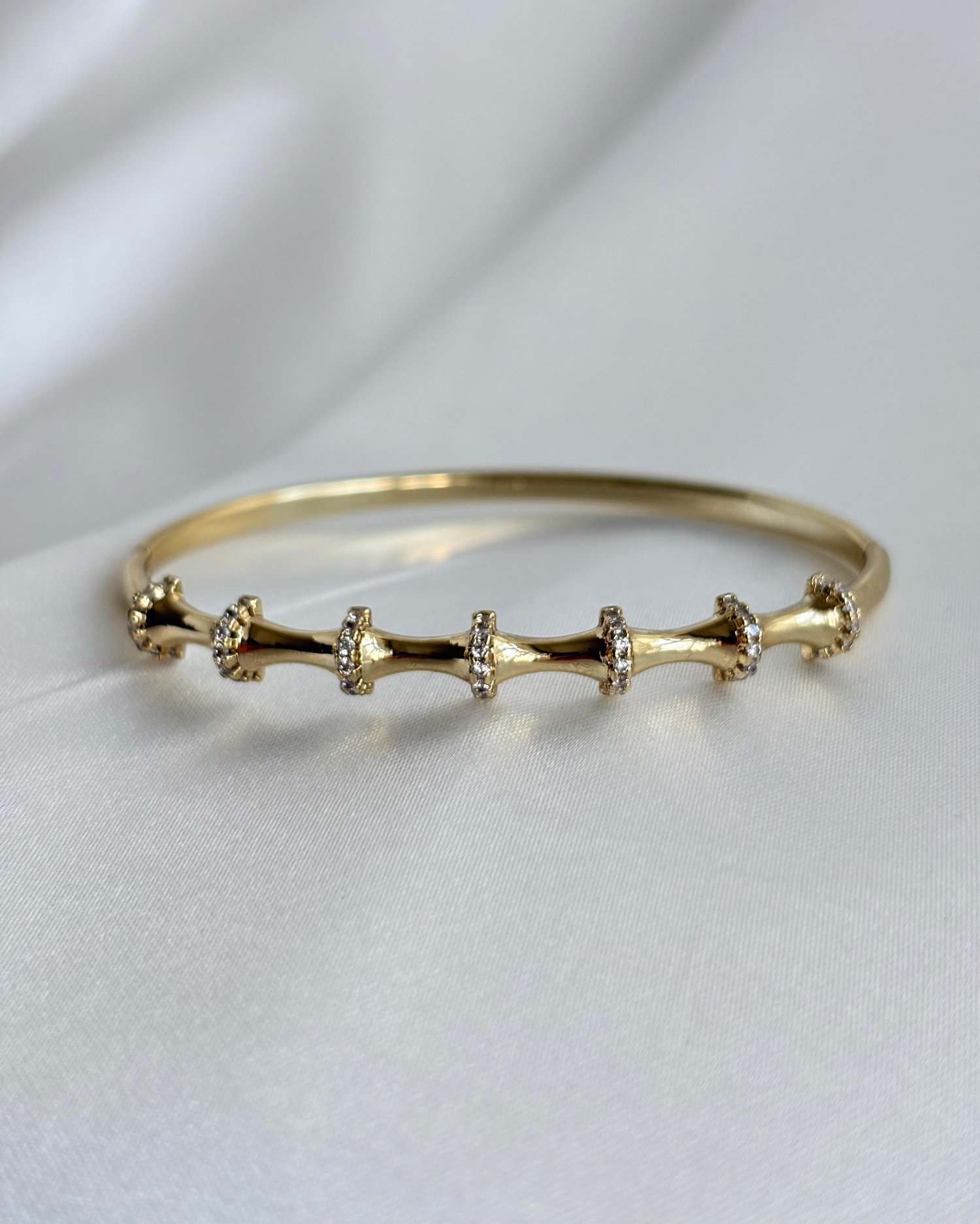 14K Xuping Bambu Taşlı Kelepçe