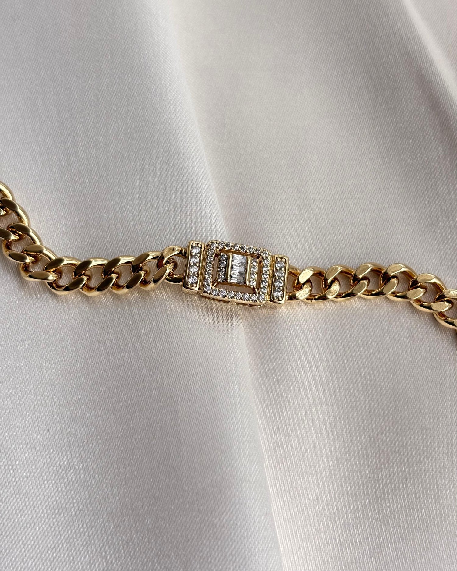 14K Xuping Dikdörtgen Tasarım Taşlı Bileklik