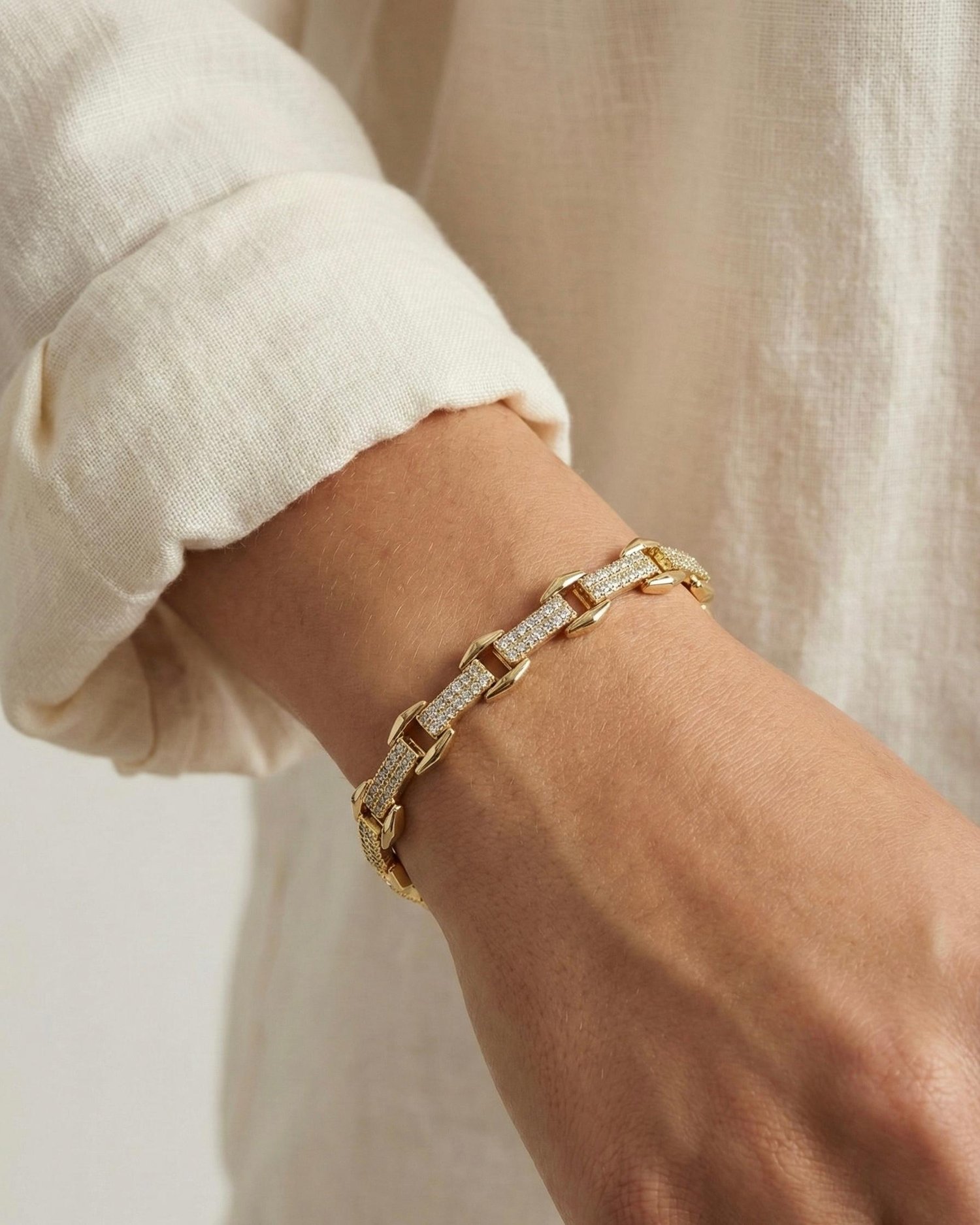 14K Xuping Dikdörtgen Taşlı Minimal Bileklik