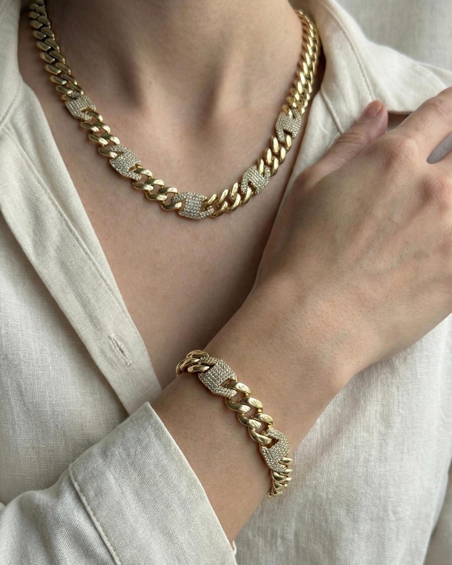 14K Xuping Taş Toka Gurmet Set