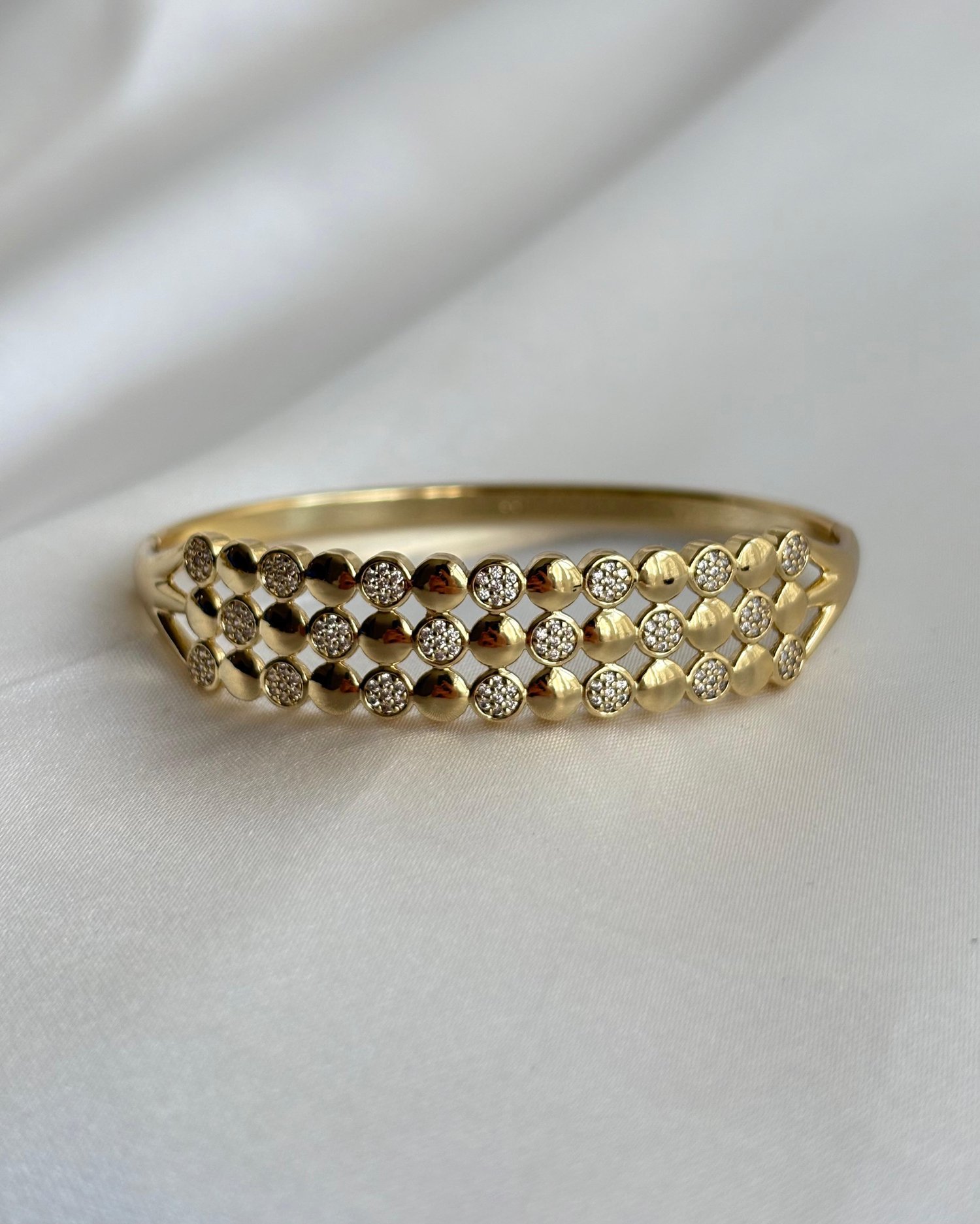14K Xuping Taşlı Daire Motifli Kelepçe