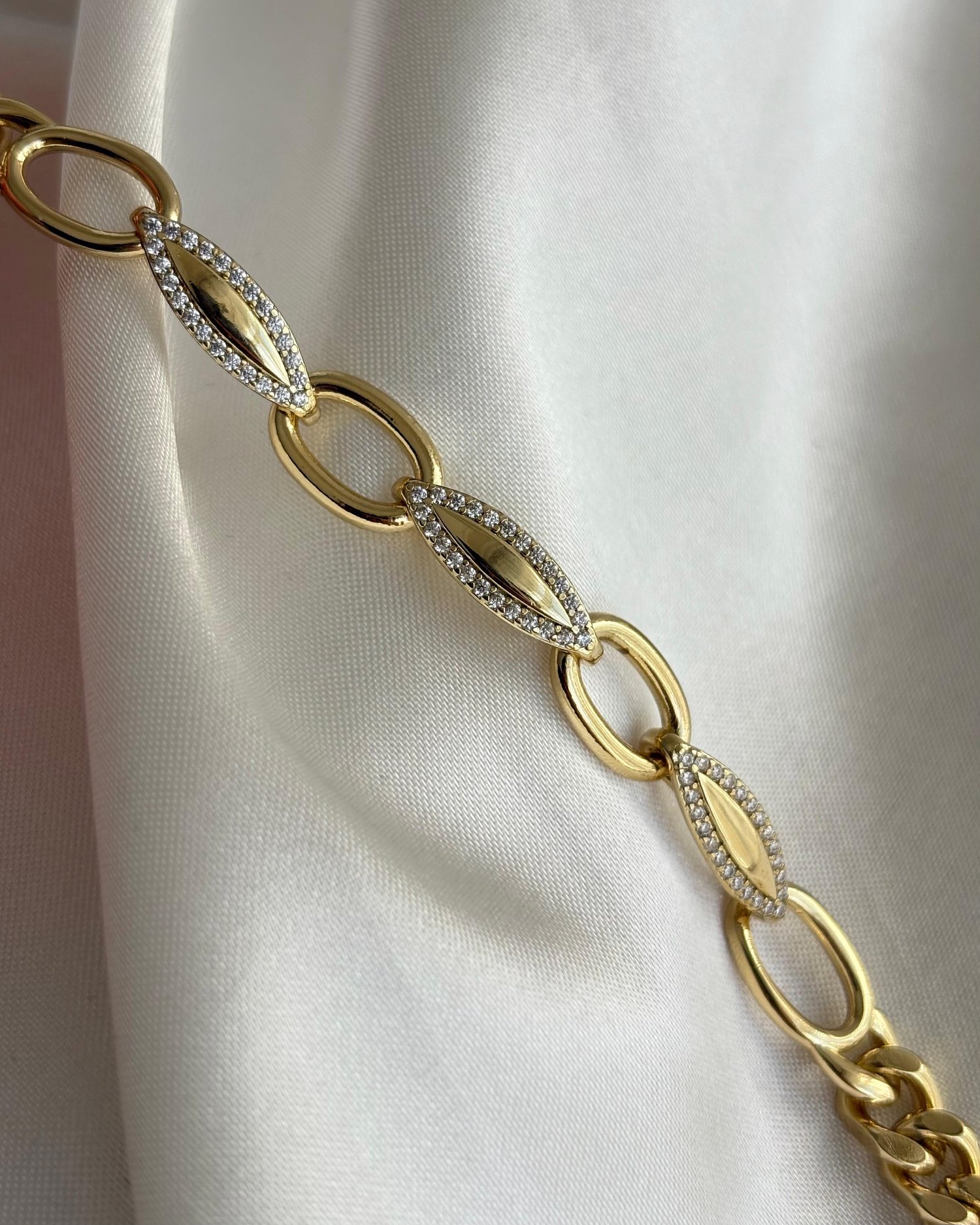 14K Xuping Taşlı Halka Model Bileklik