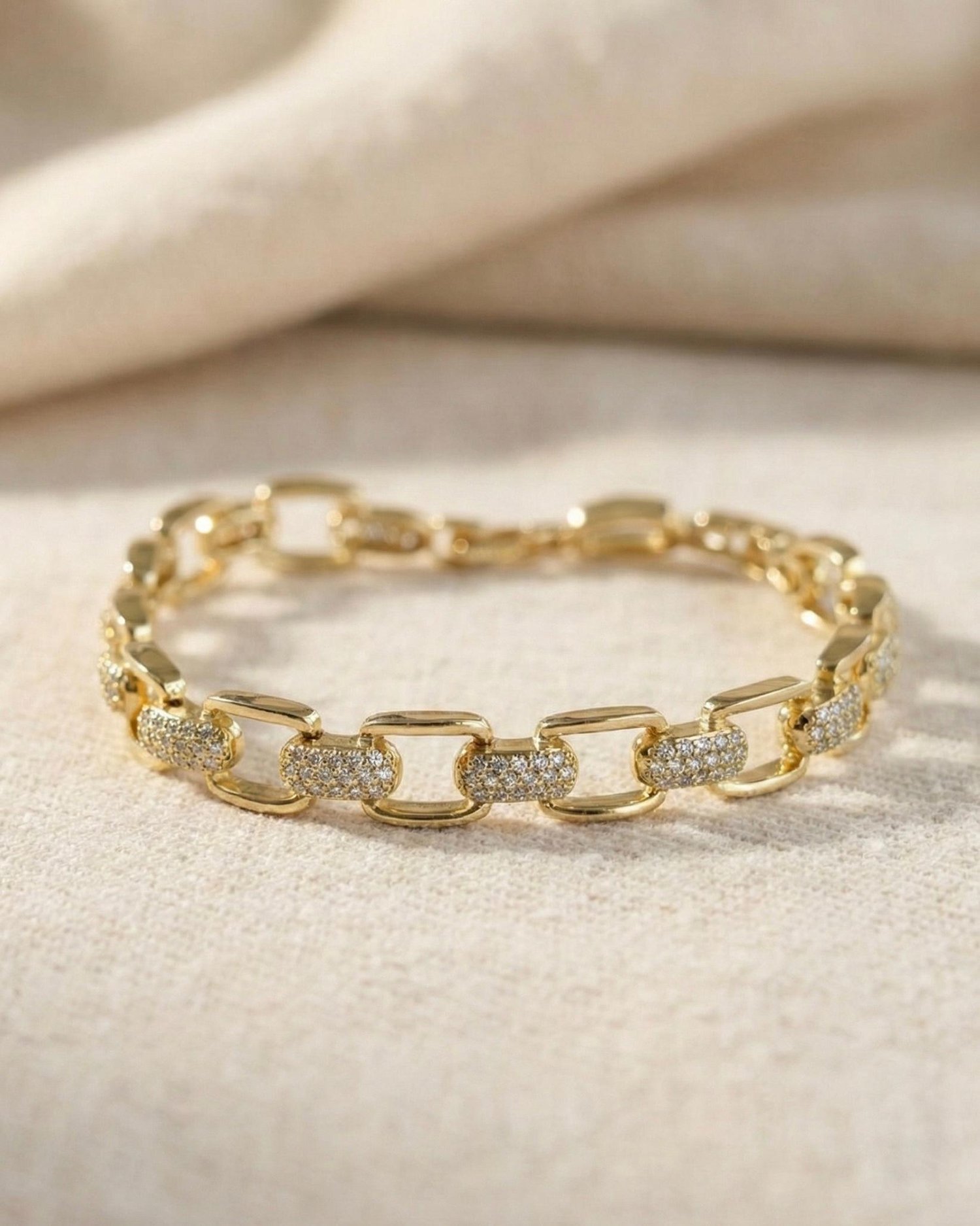 14K Xuping Taşlı Toka Model Bileklik