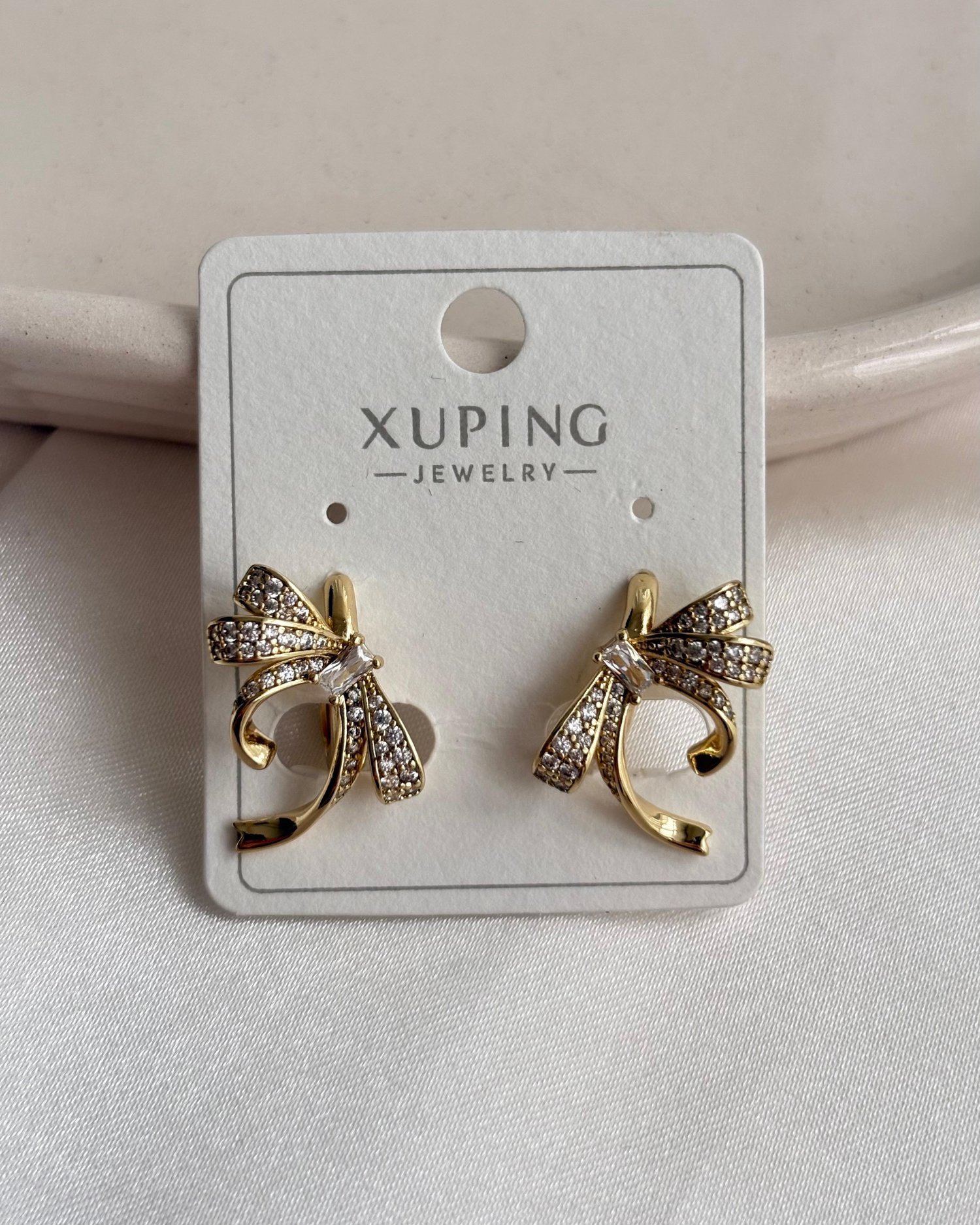 Xuping Fiyonk Küpe