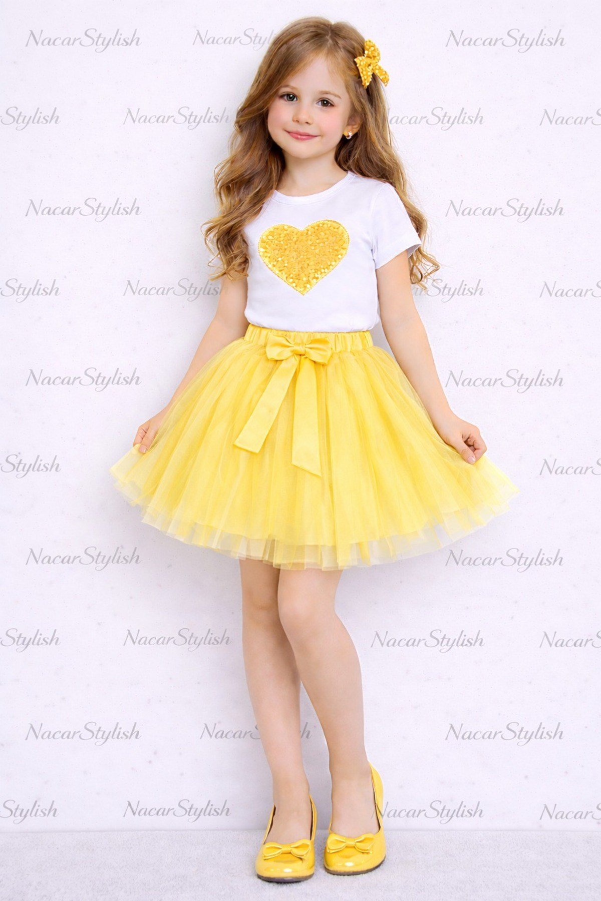 23-nisan-29-ekim-kalp-t-shirttutu-etek-2b959b.jpg