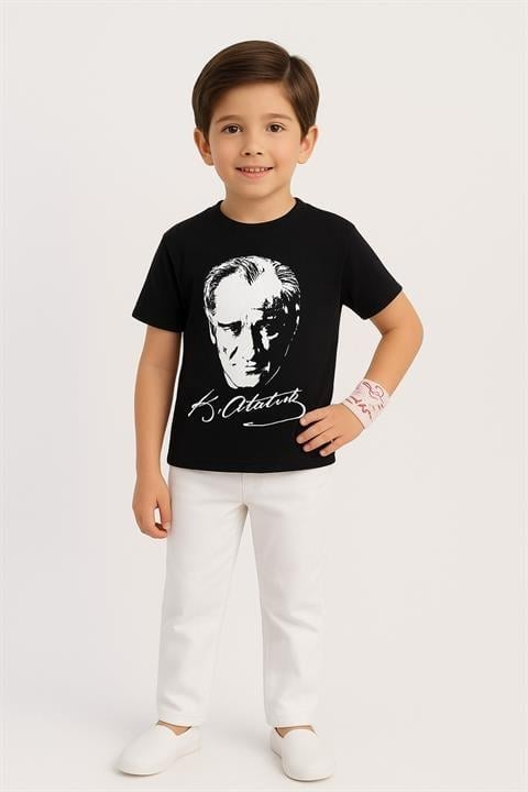 Erkek Çocuk Kısa Kol Atatürk Baskılı Tshirt&Pantolon 2li Takım 29 Ekim Gösteri Kıyafeti