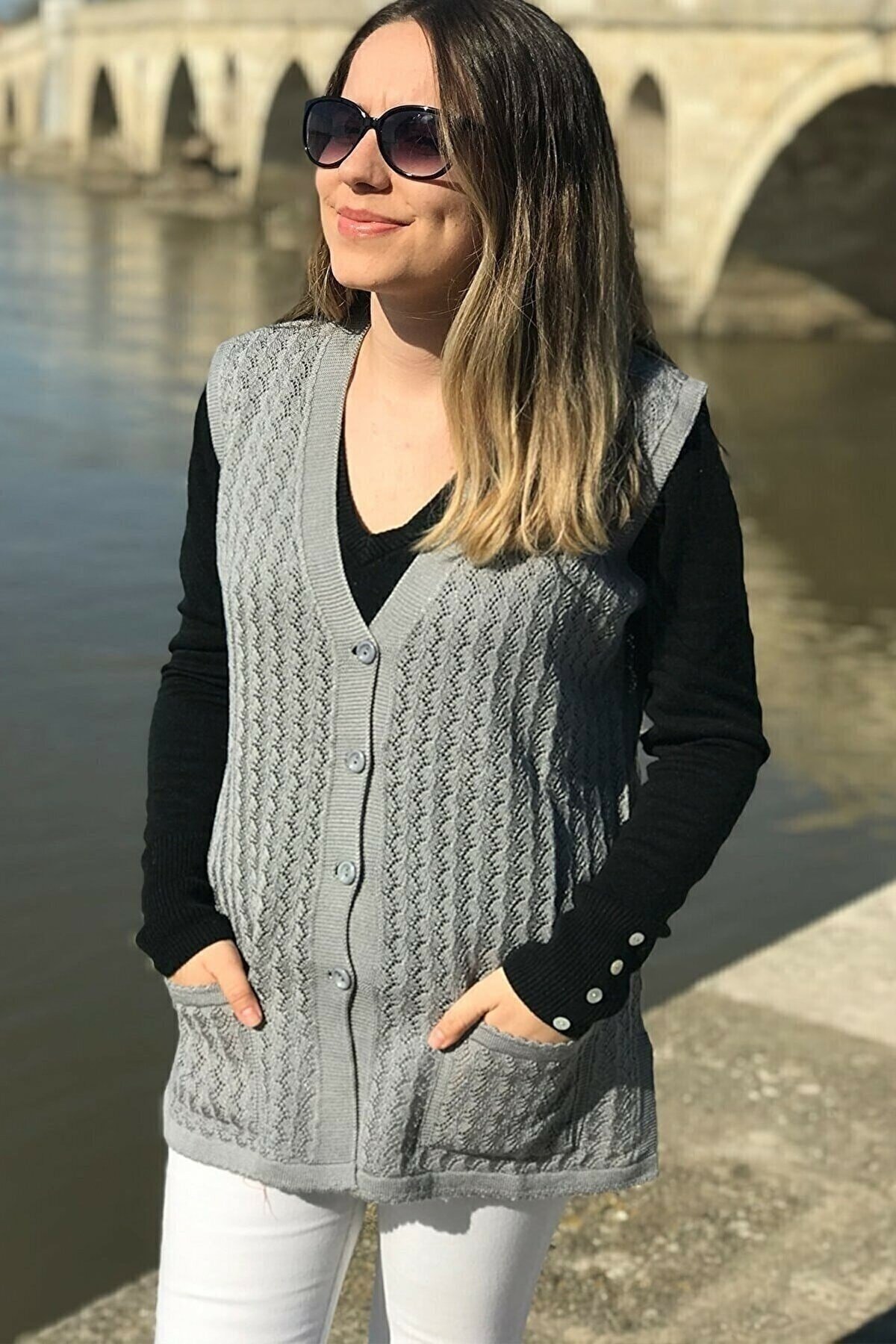 kadin-merserize-motif-yelek-bf3c-c.jpg
