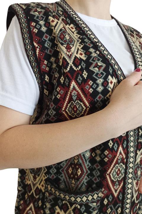 Kilim Desenli Renkli Cepli Anne Yelek: Zarafeti Ve Şıklığı Buluşturan Modern Moda Seçimi
