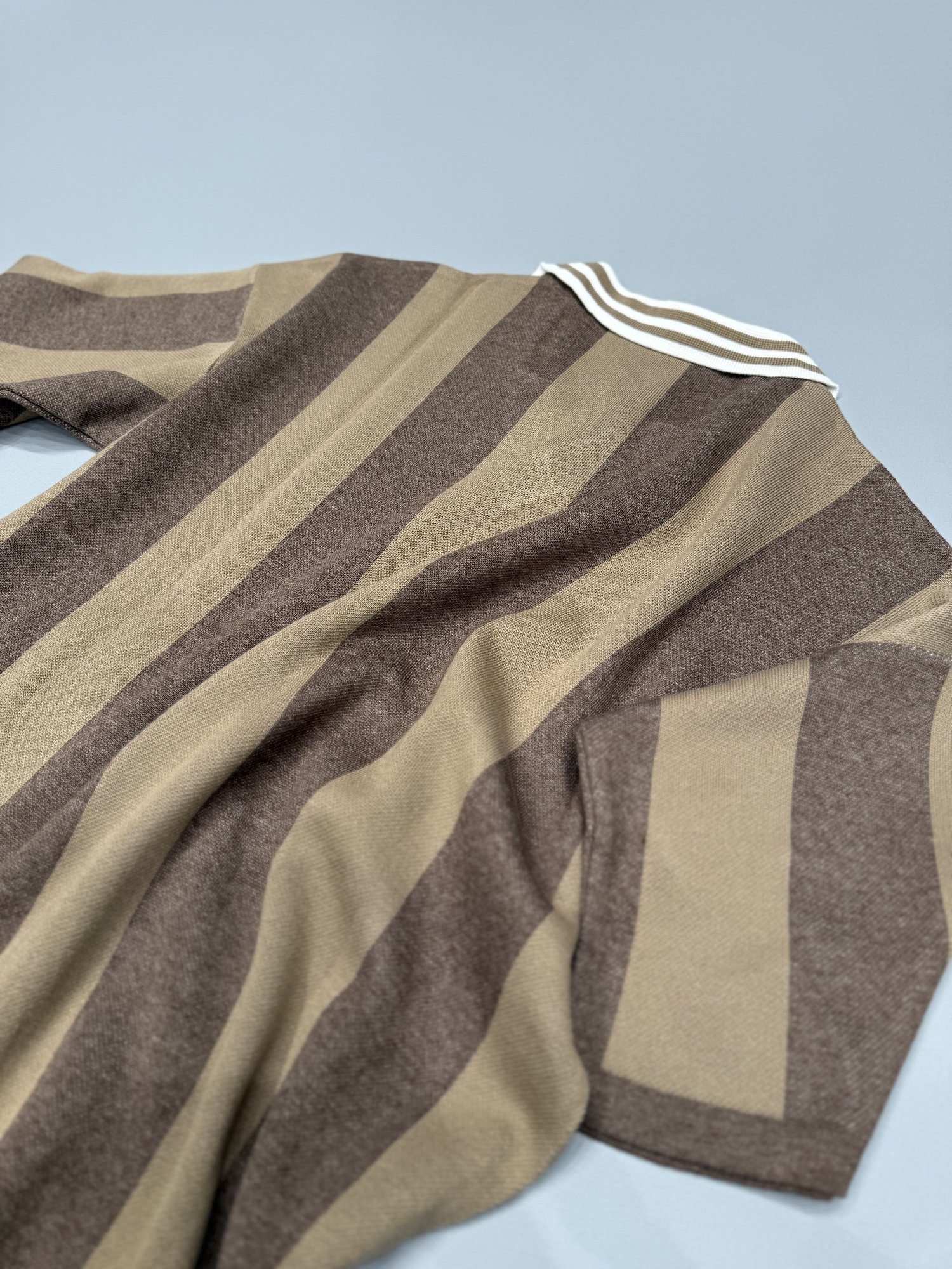 Kahverengi Dikey Çizgili Oversize Polo Yaka Triko