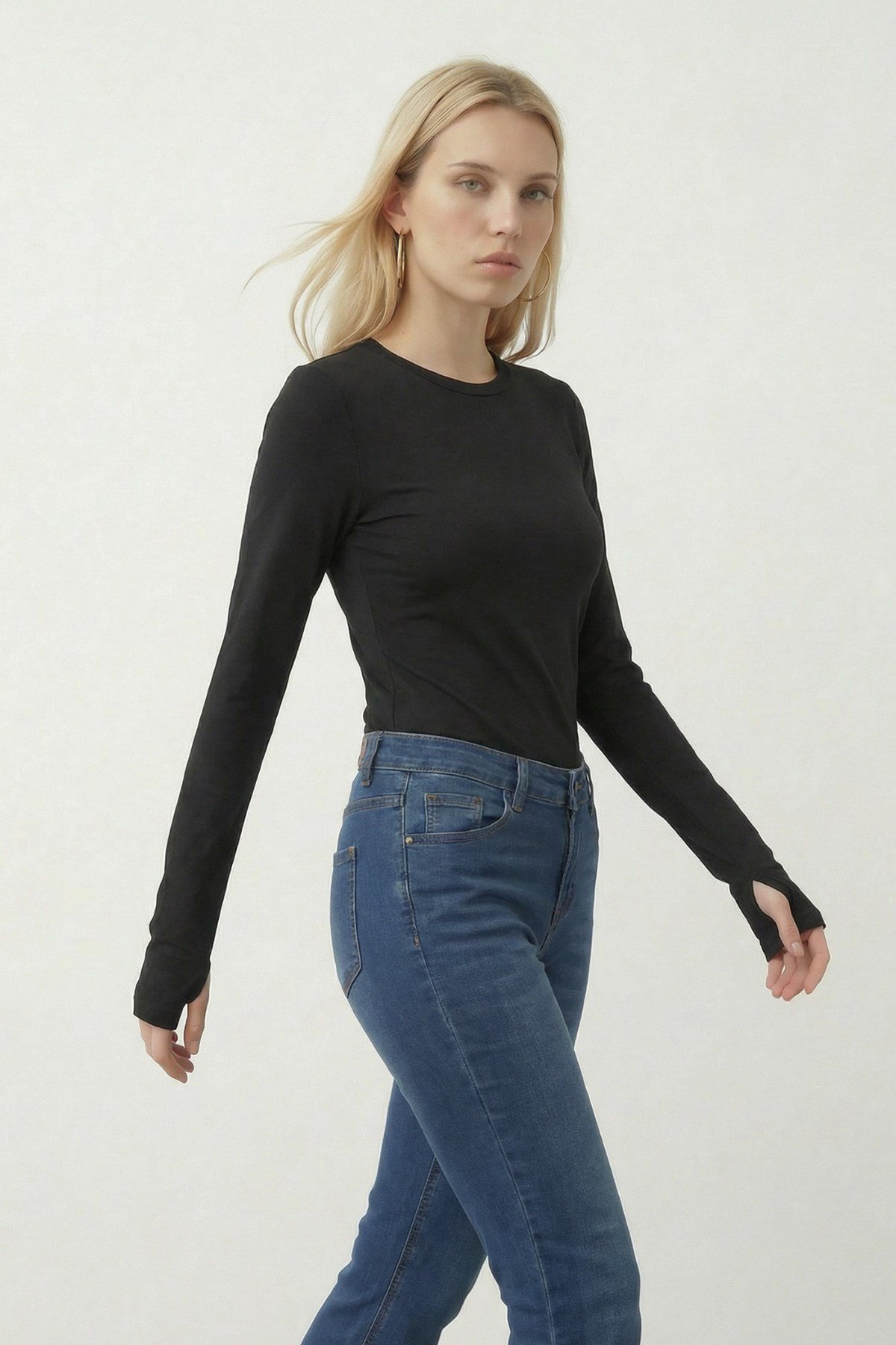 01_siyahkadin-body-parmak-gecmeli-pamu-8a7b75.jpg