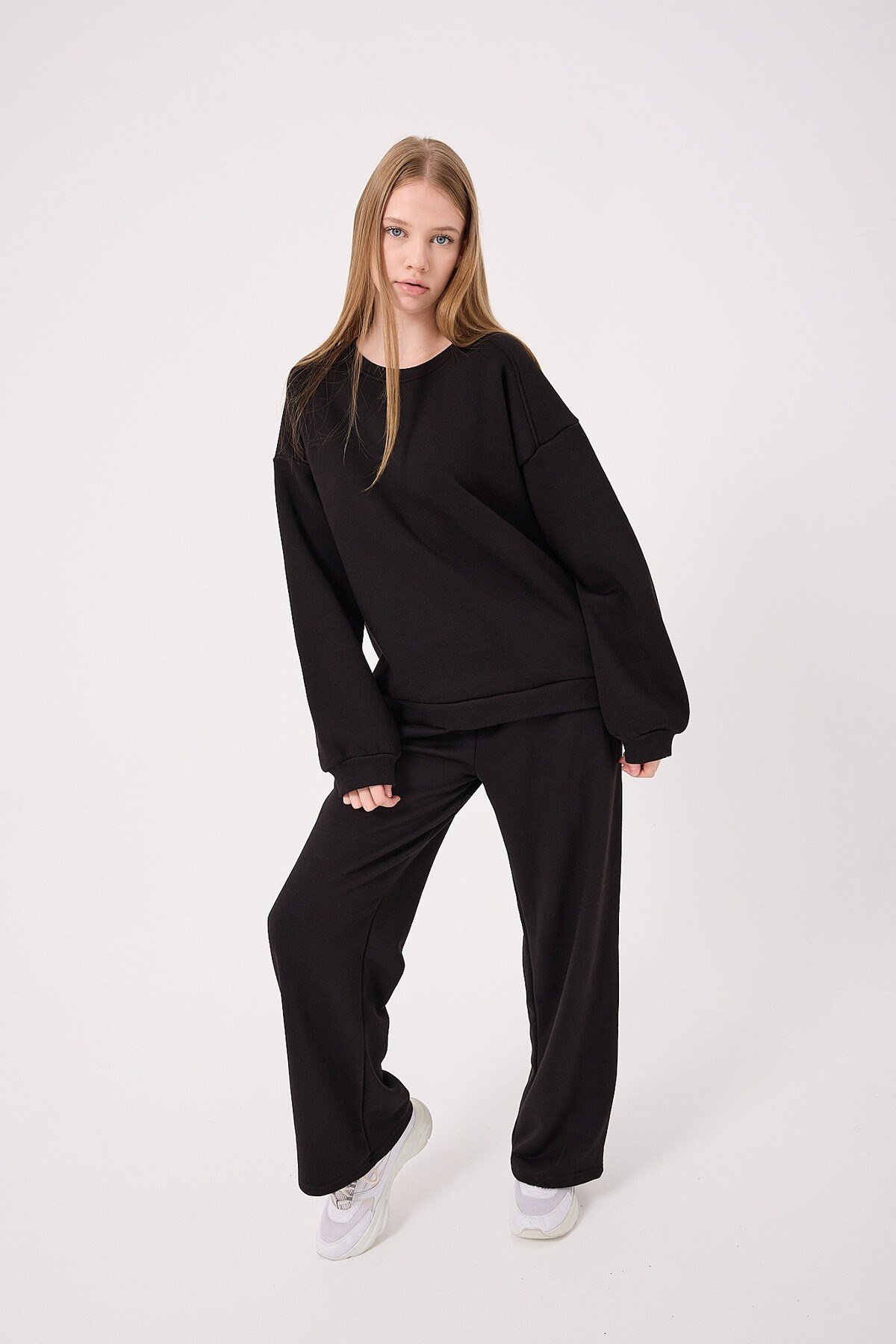overswtshrt_siyahkadin-oversize-uc-ipl--4077-.jpg