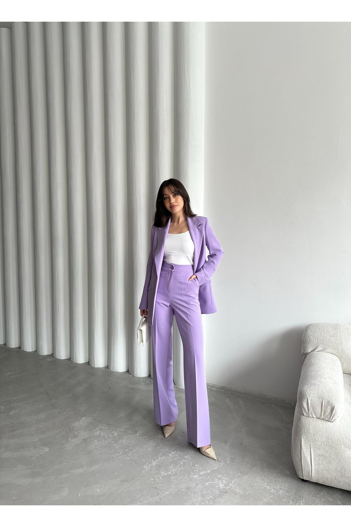 ÇİFT DÜĞMELİ BLAZER TAKIMI
