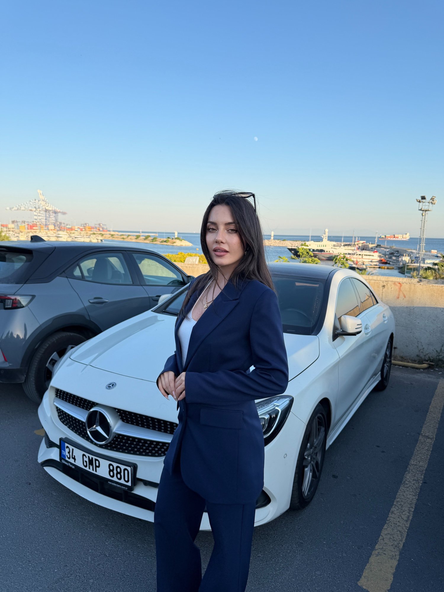 ÇİFT DÜĞMELİ BLAZER TAKIMI