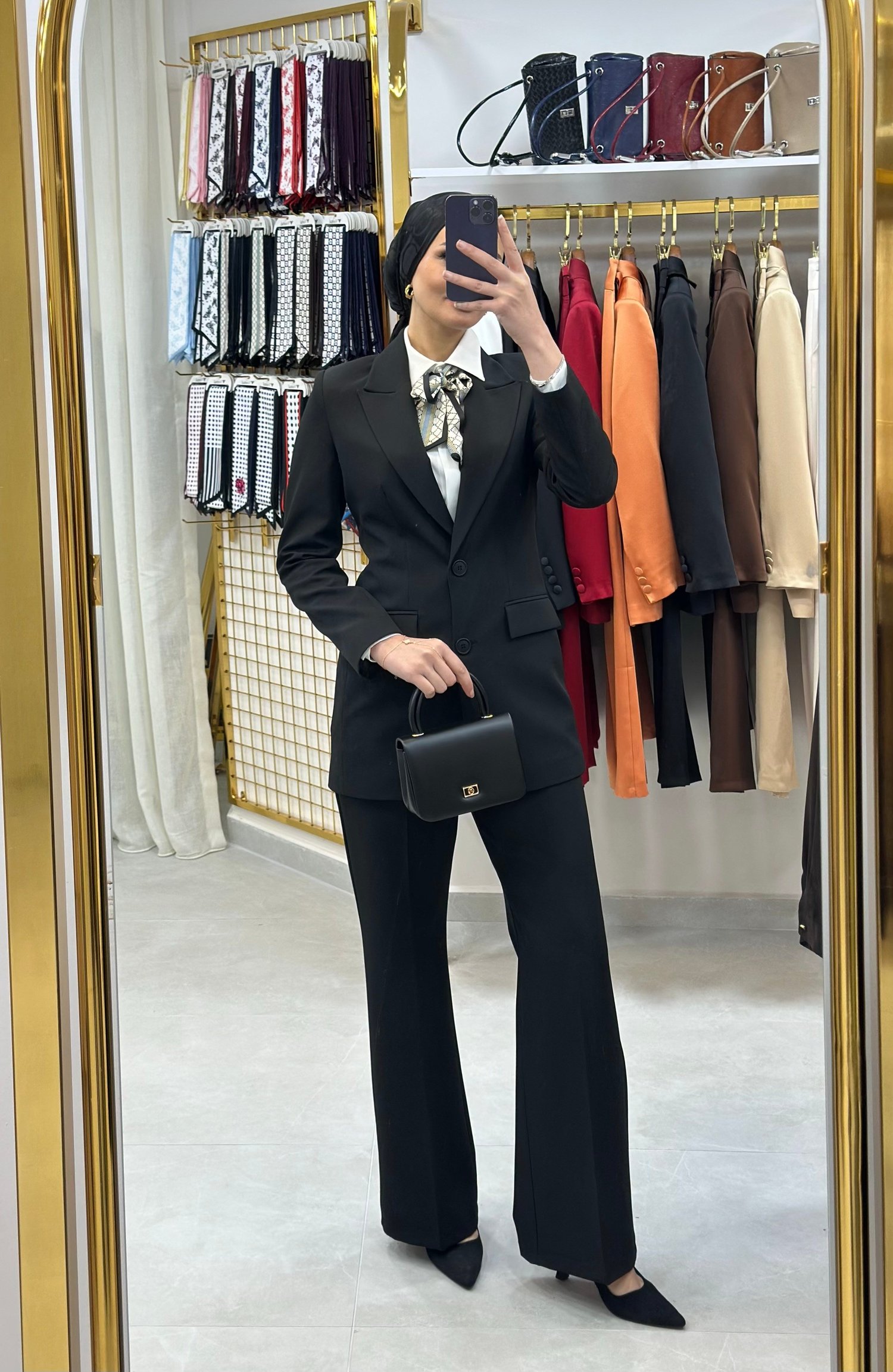 ÇİFT DÜĞMELİ BLAZER TAKIMI