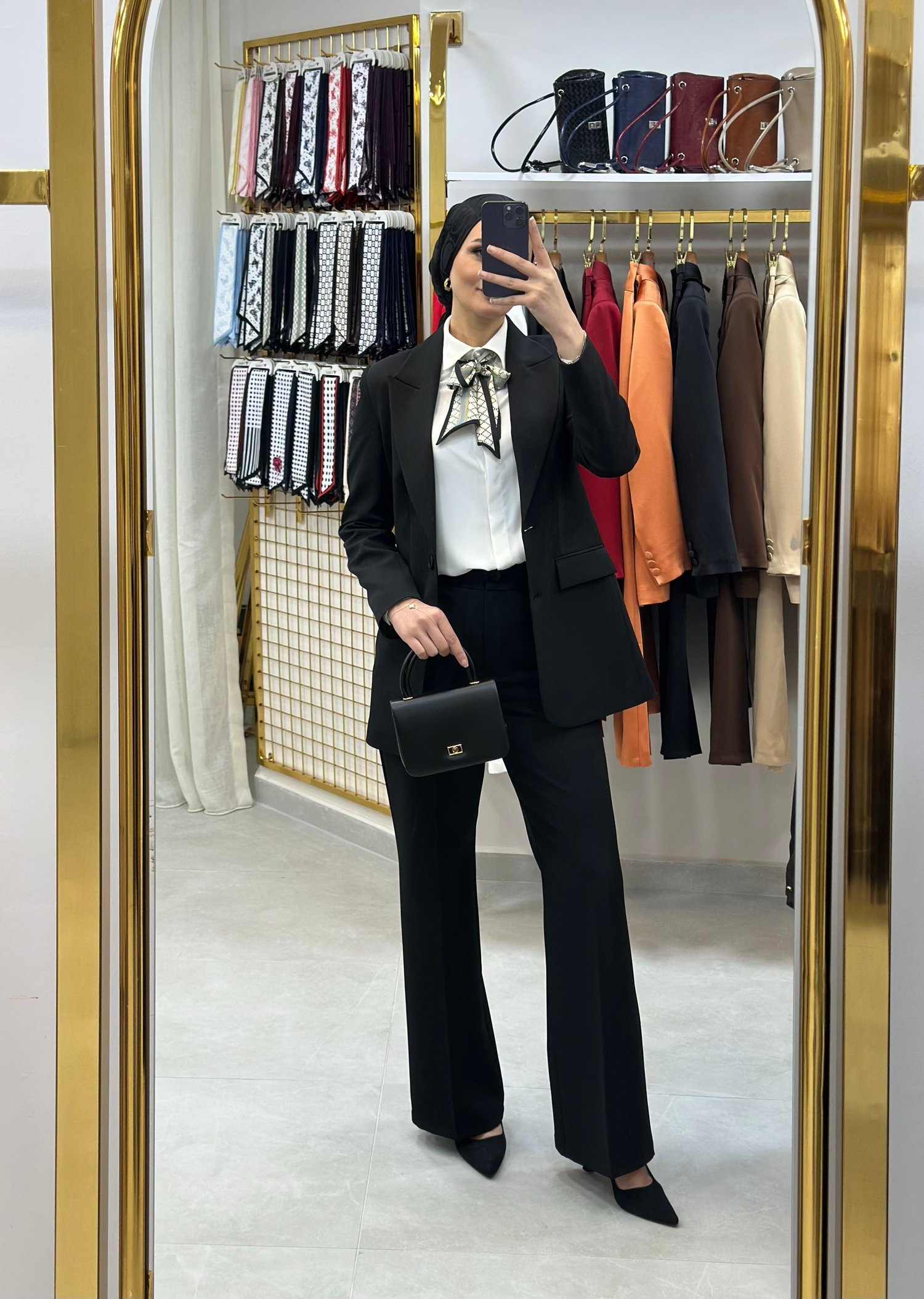 ÇİFT DÜĞMELİ BLAZER TAKIMI