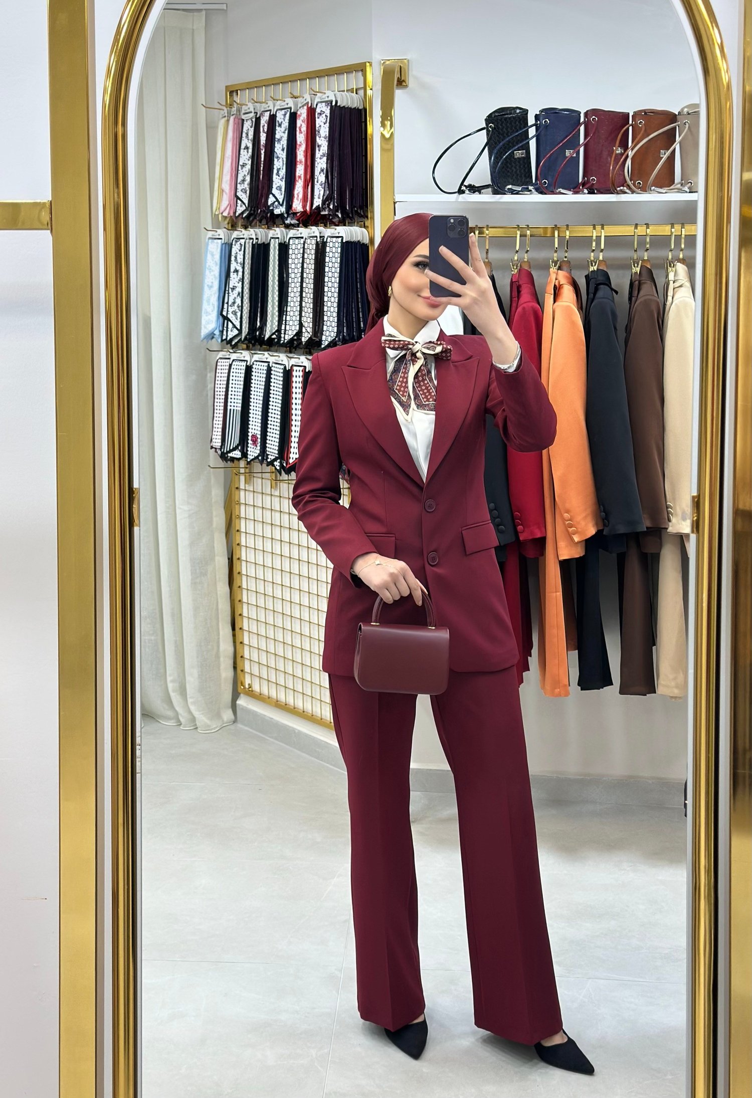 ÇİFT DÜĞMELİ BLAZER TAKIMI