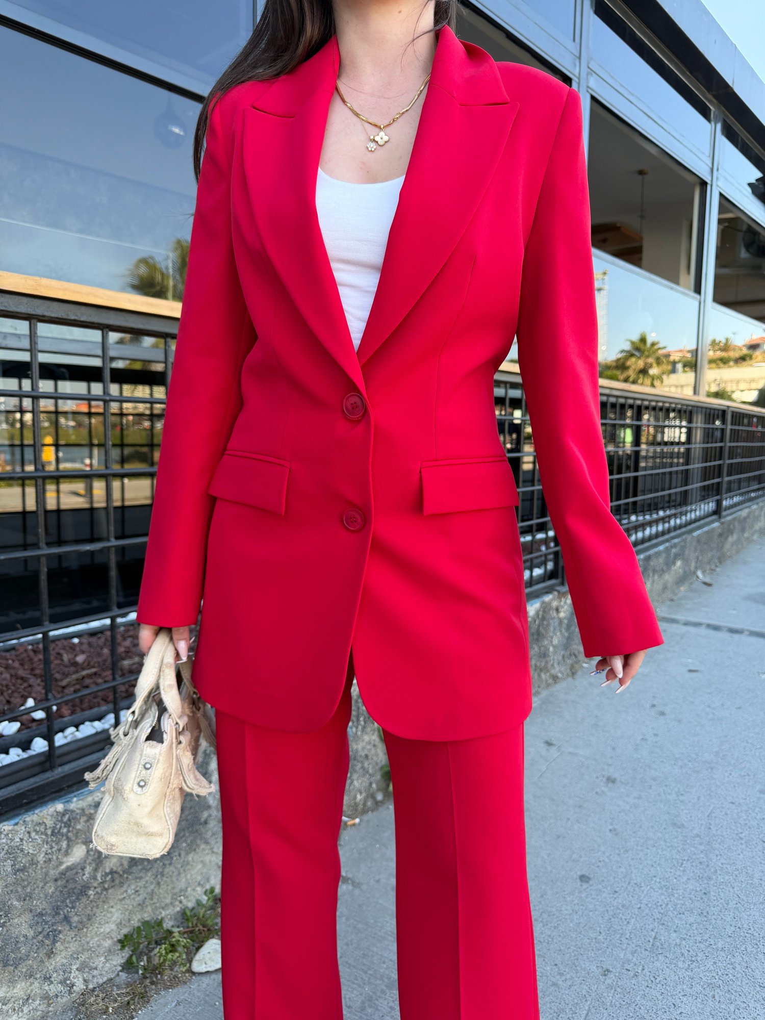 ÇİFT DÜĞMELİ BLAZER TAKIMI
