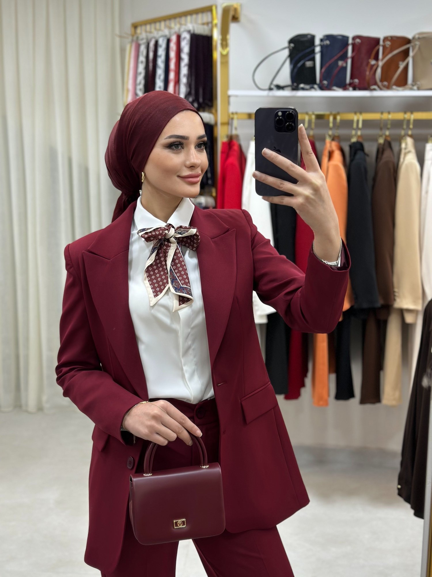 ÇİFT DÜĞMELİ BLAZER TAKIMI