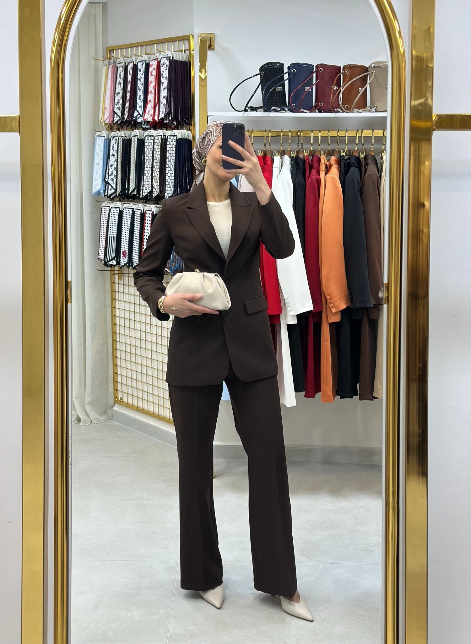 ÇİFT DÜĞMELİ BLAZER TAKIMI