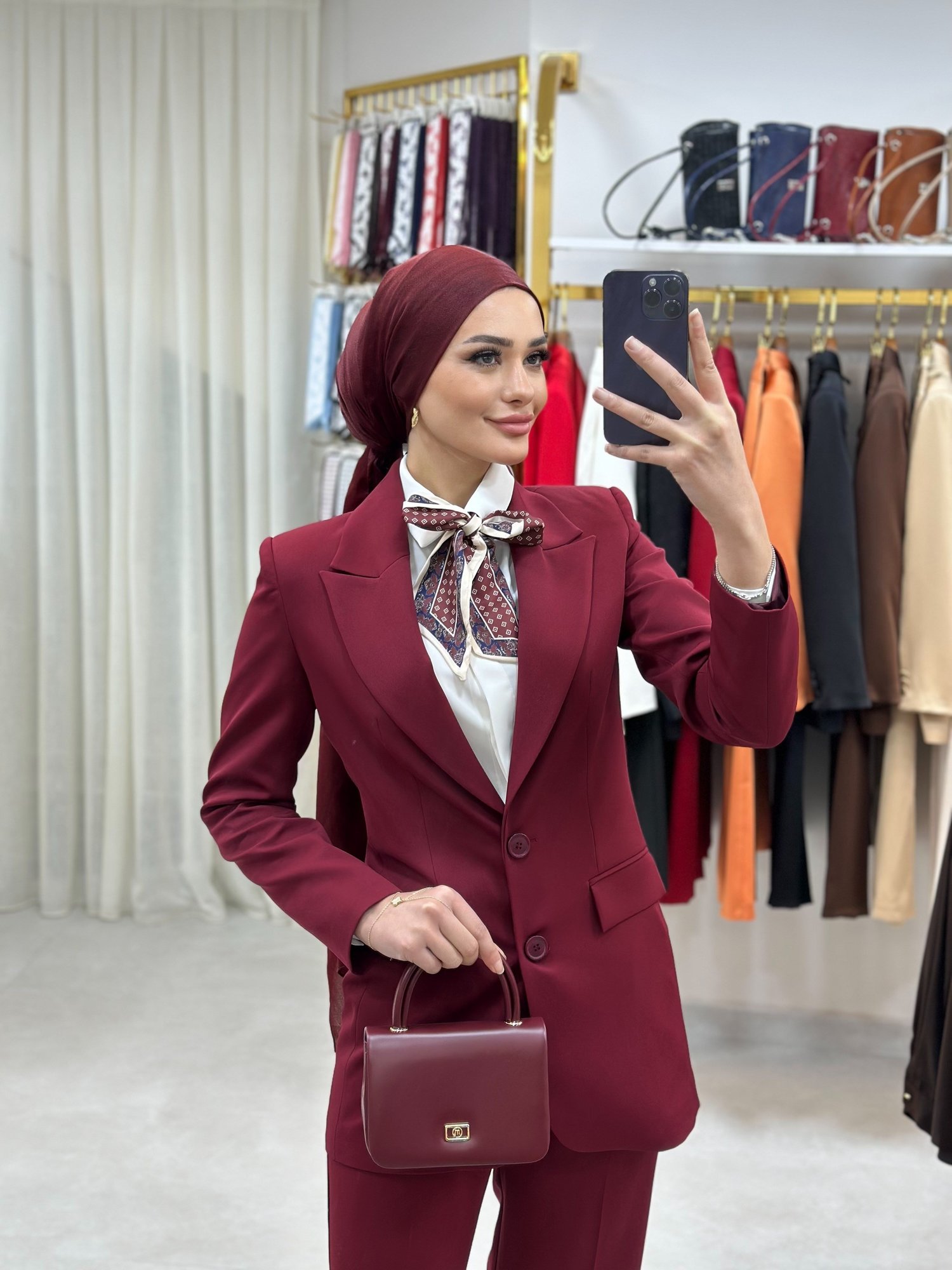 ÇİFT DÜĞMELİ BLAZER TAKIMI